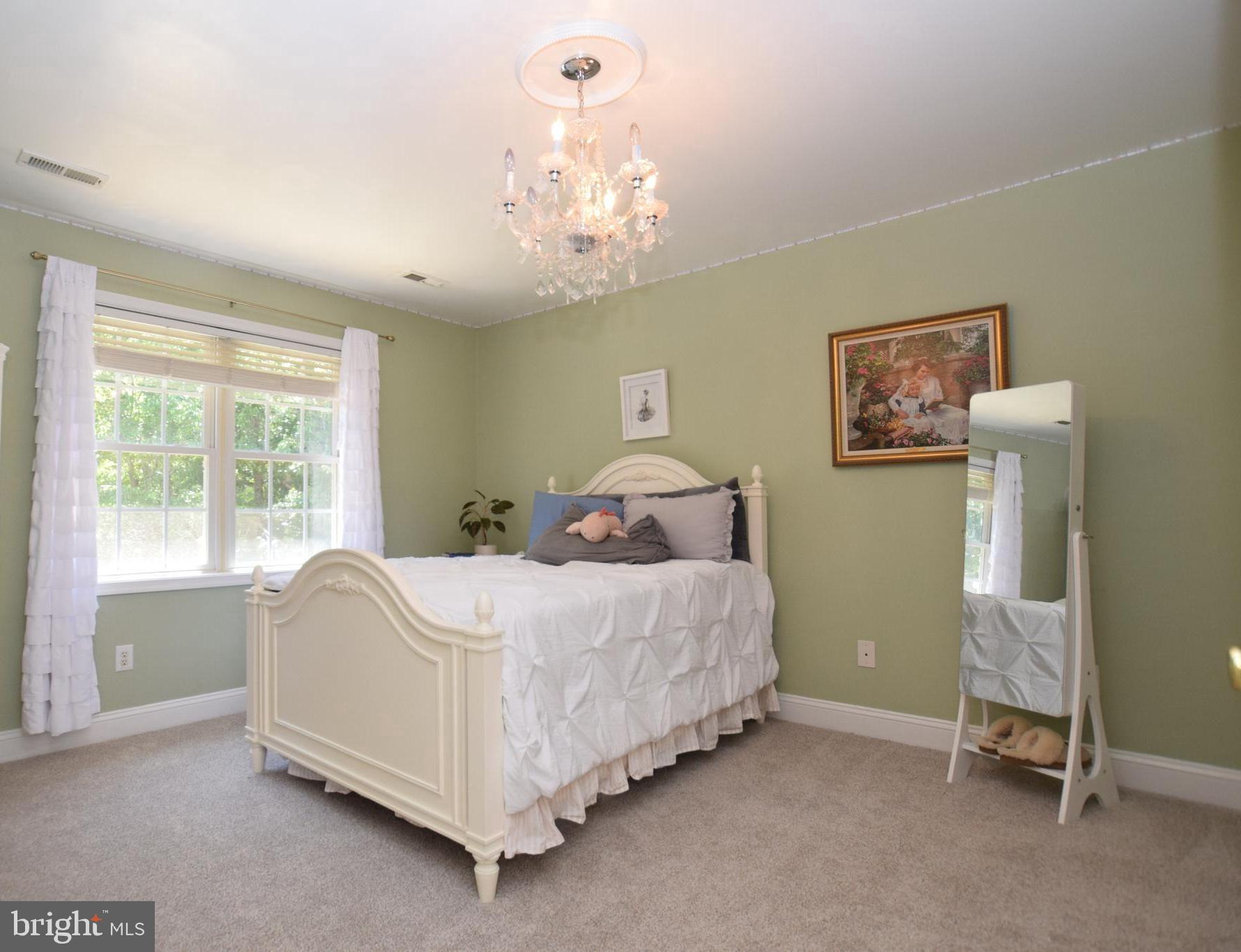 ASHLEIGH PARK - Residential