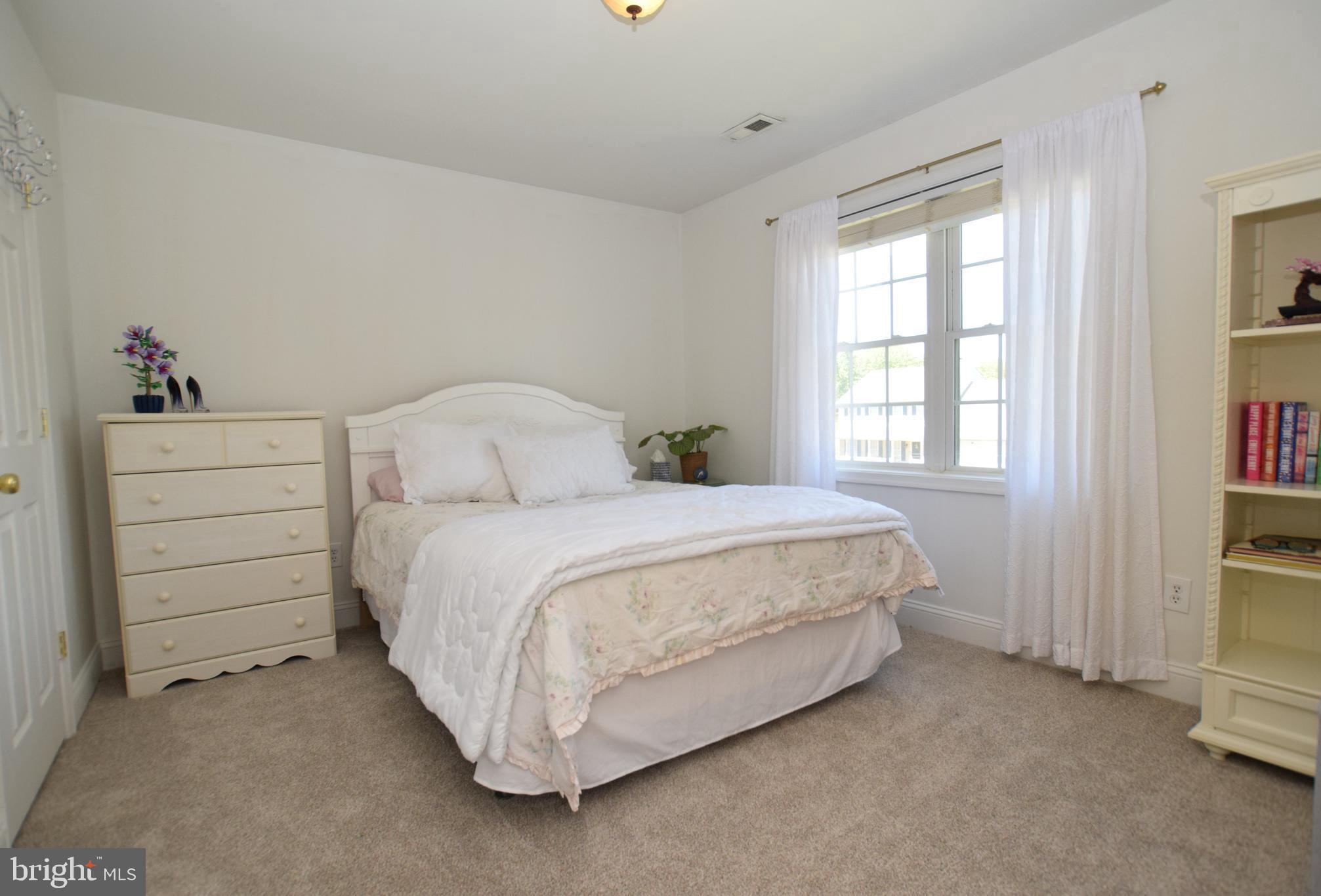 ASHLEIGH PARK - Residential