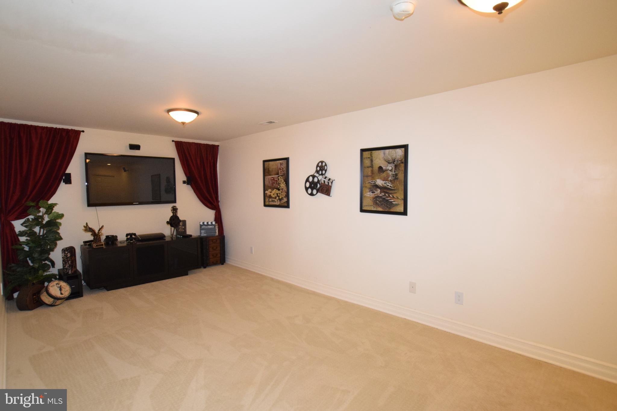 ASHLEIGH PARK - Residential
