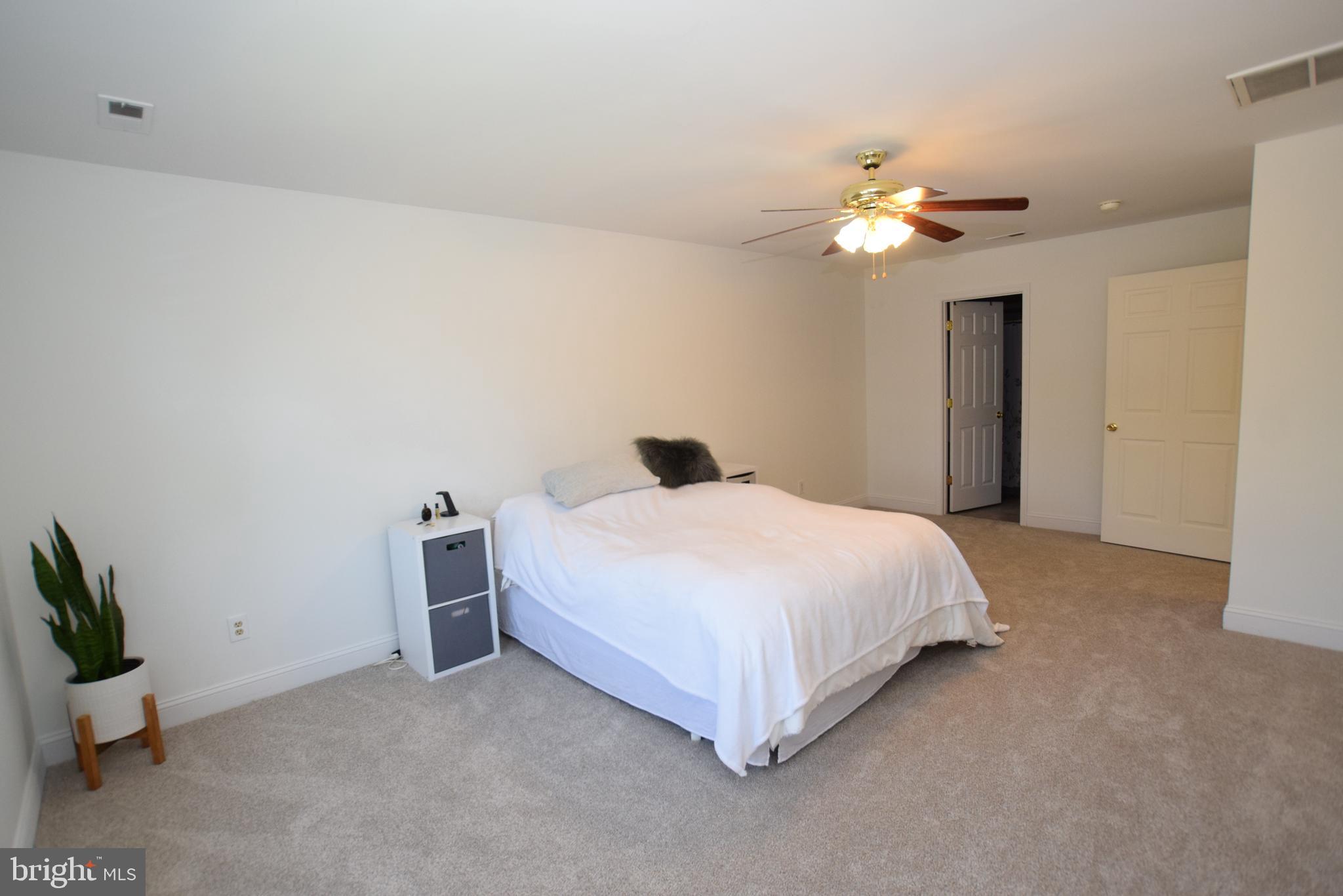 ASHLEIGH PARK - Residential