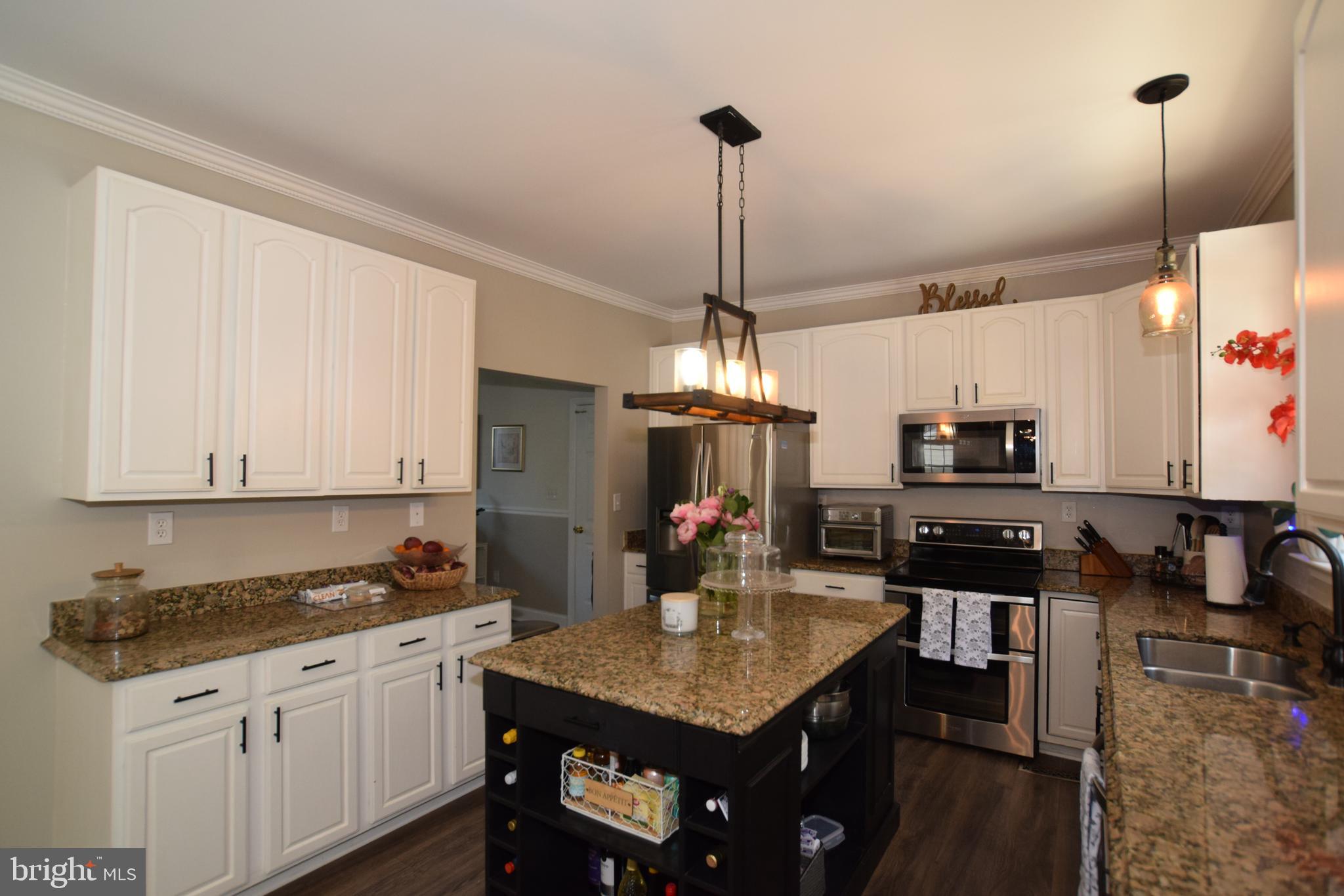 ASHLEIGH PARK - Residential