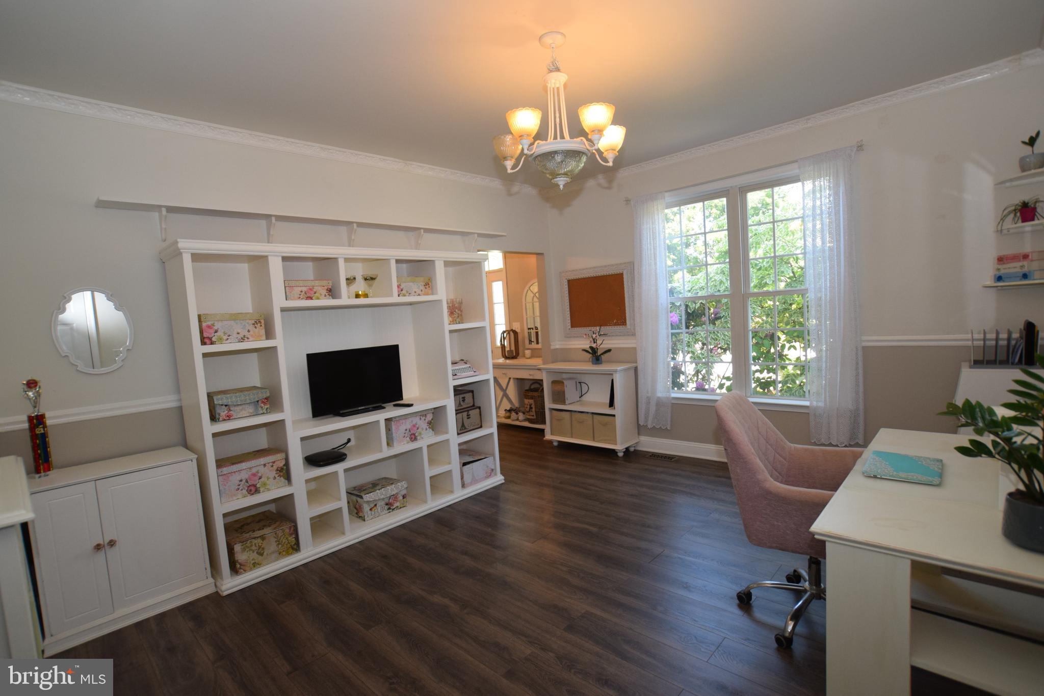 ASHLEIGH PARK - Residential