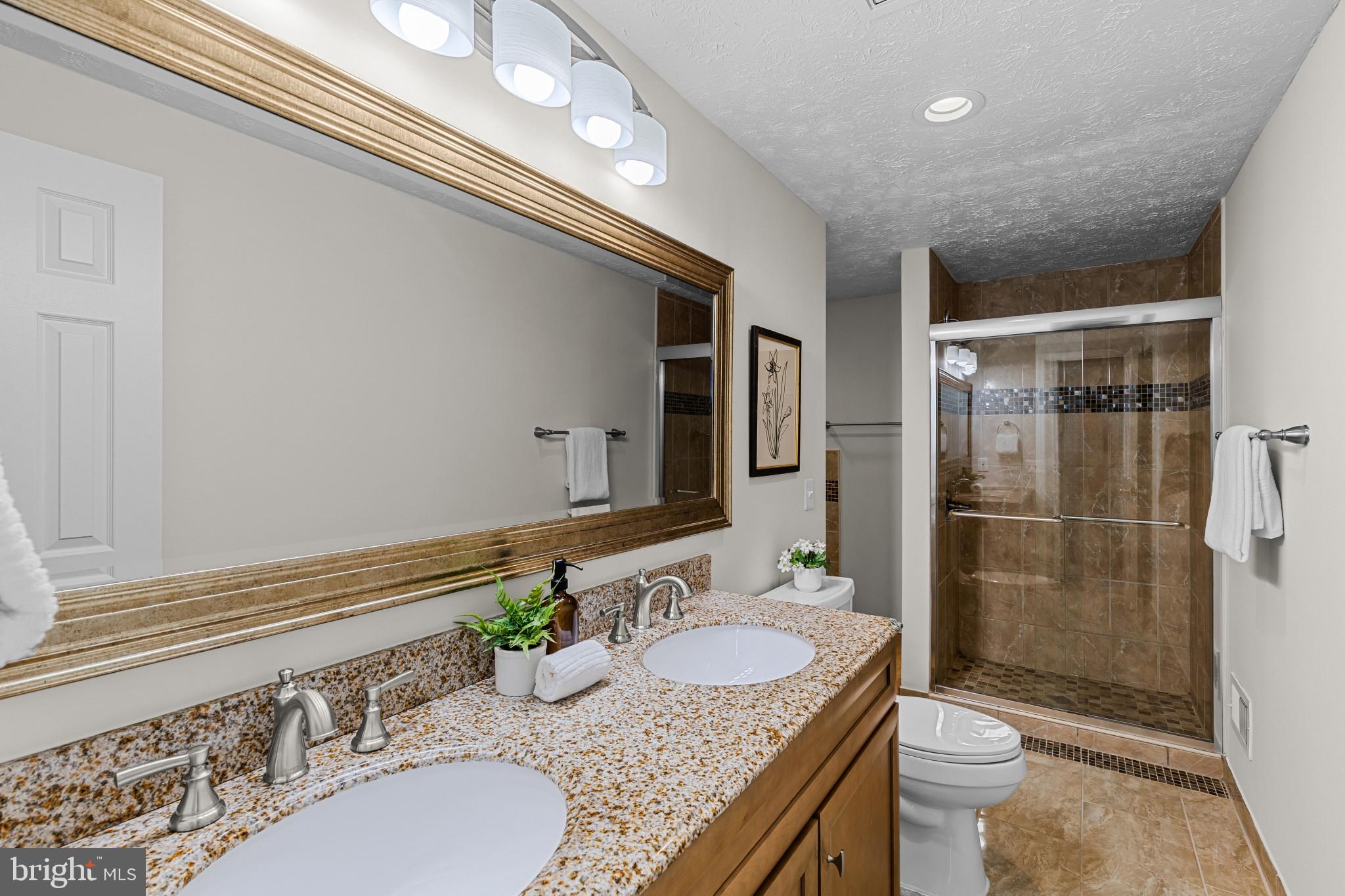 SEWELLS ORCHARD - Residential