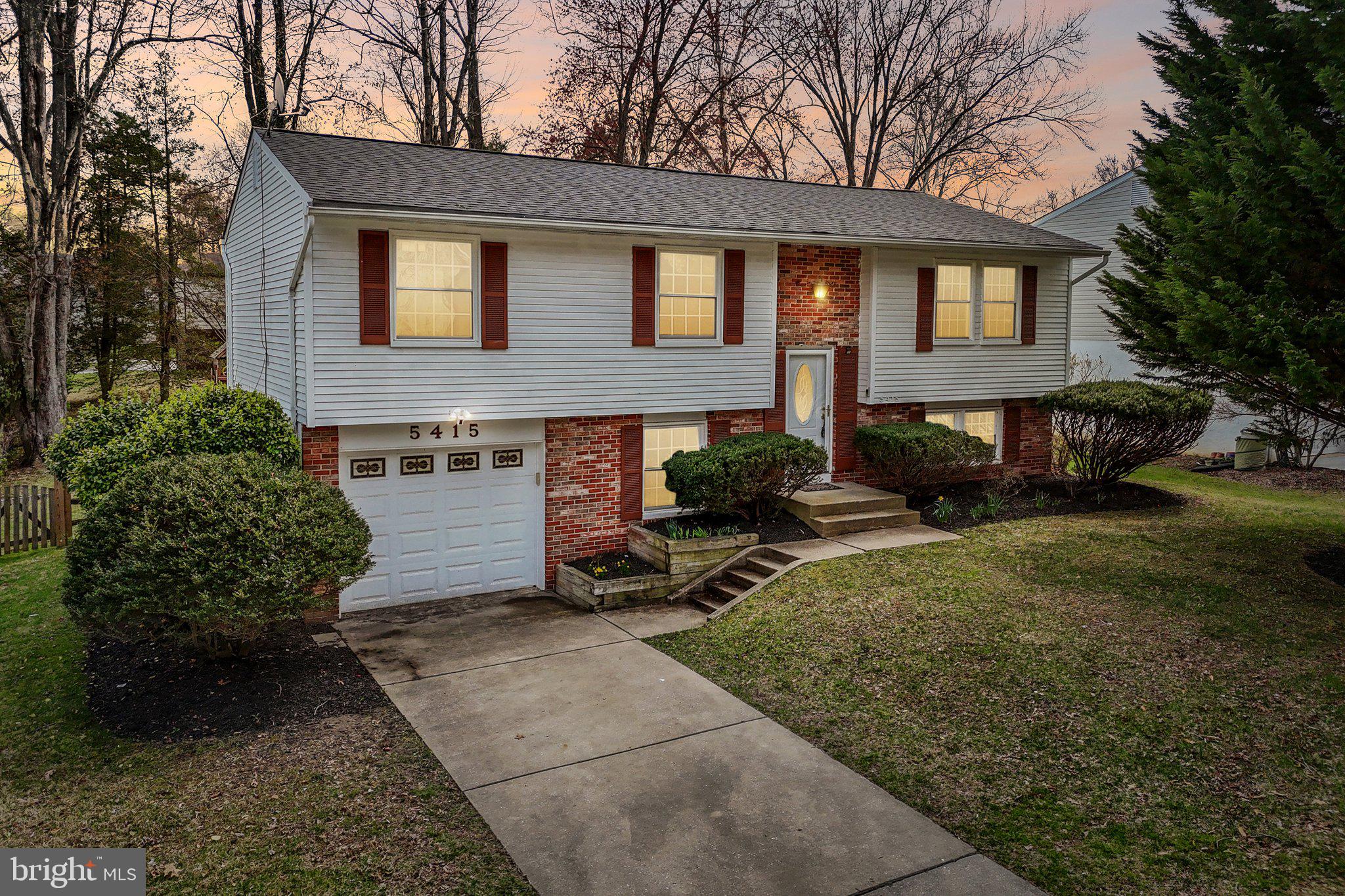 THUNDER HILL - Residential