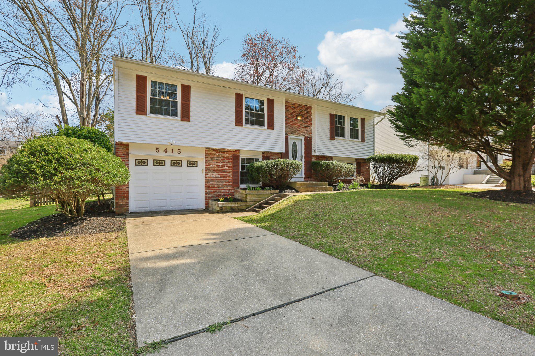 THUNDER HILL - Residential