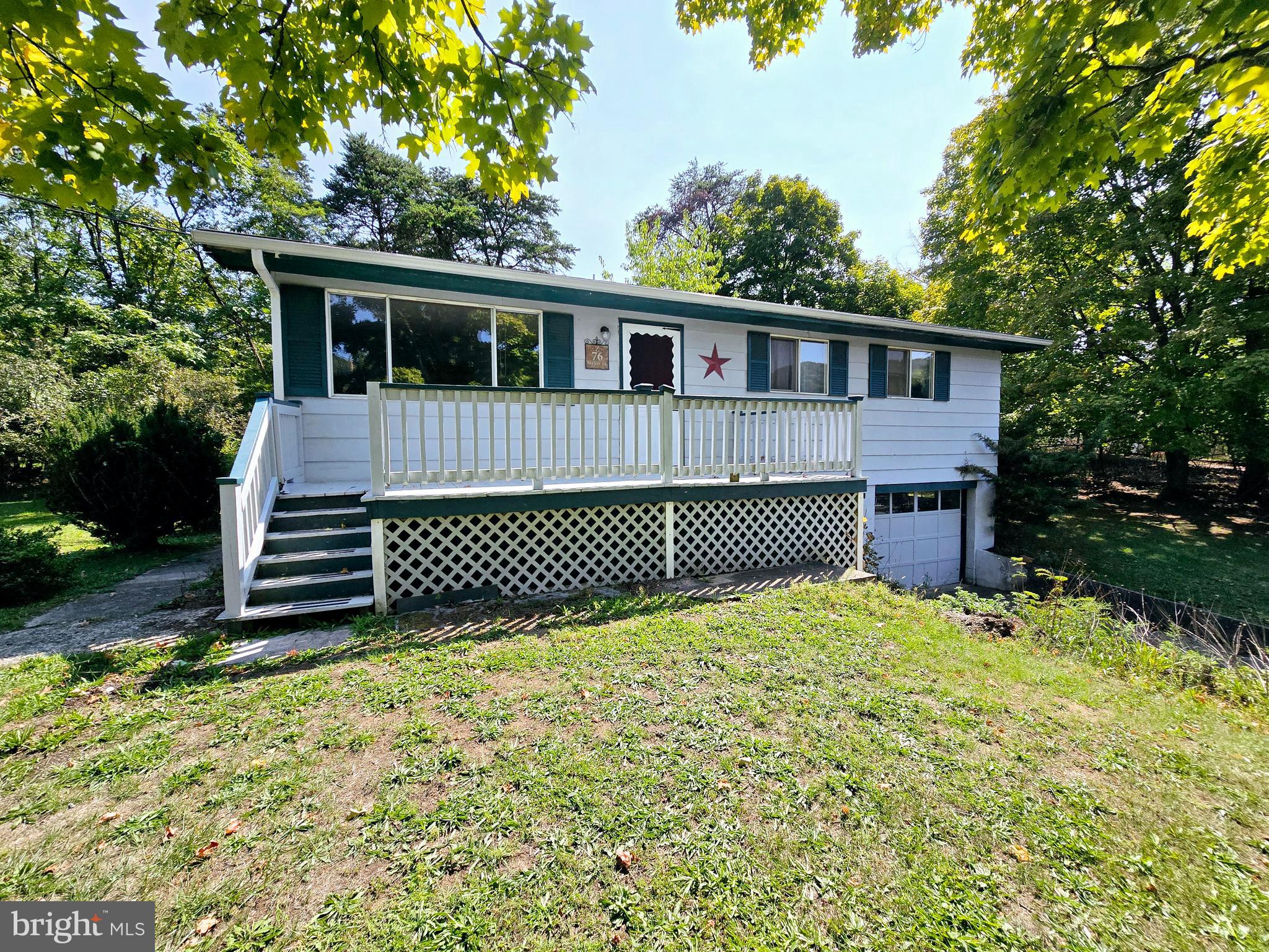 This cute ranch home is located in the popular Knobley Heights neighborhood on just under half an acre! Full unfinished basement with garage access, 3 nice sized bedrooms, a full bathroom, living and combination kitchen/dining room. Interior photos coming soon!