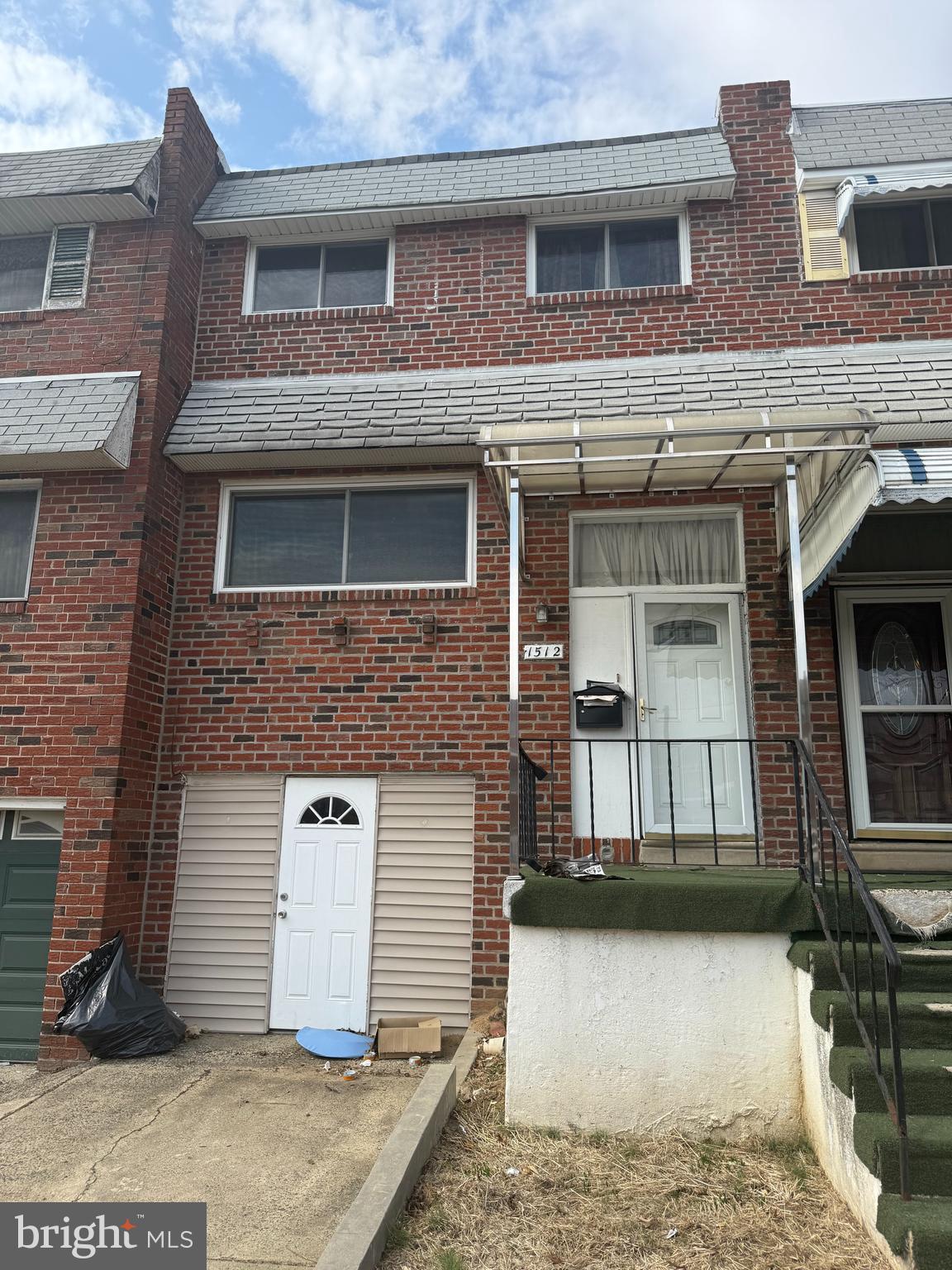 YORKTOWN - Residential