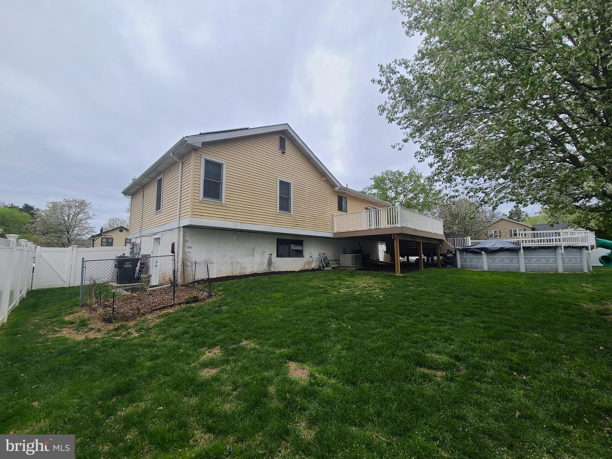 FARMING RIDGE - Residential