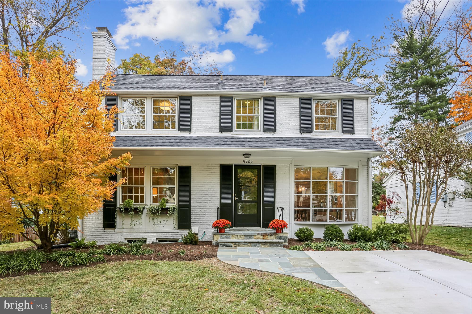 WOODACRES - Residential