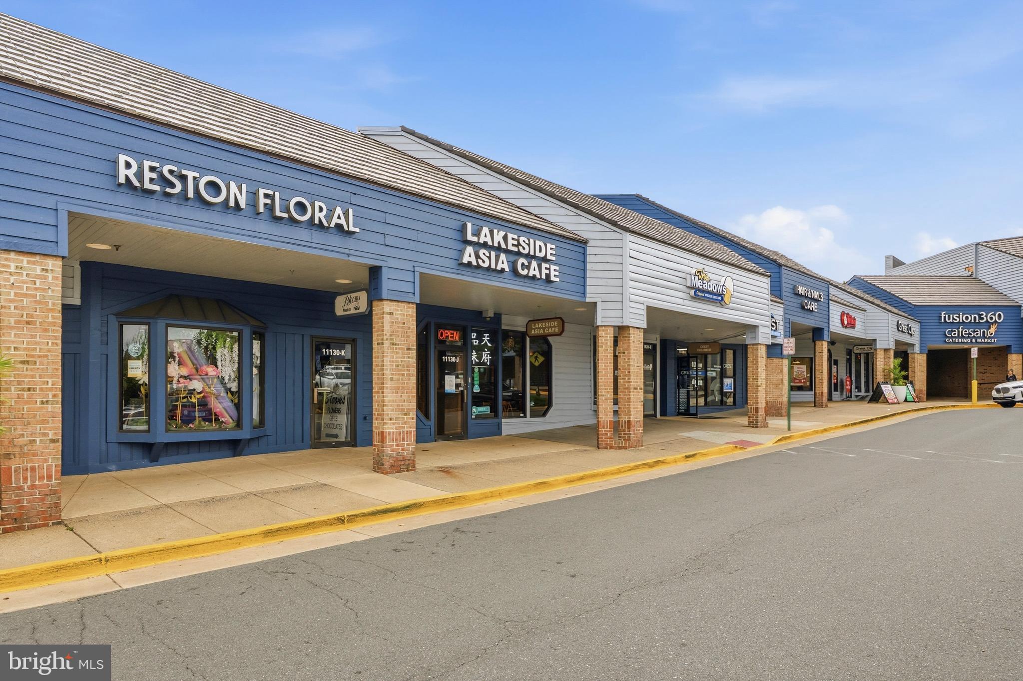 RESTON - Residential