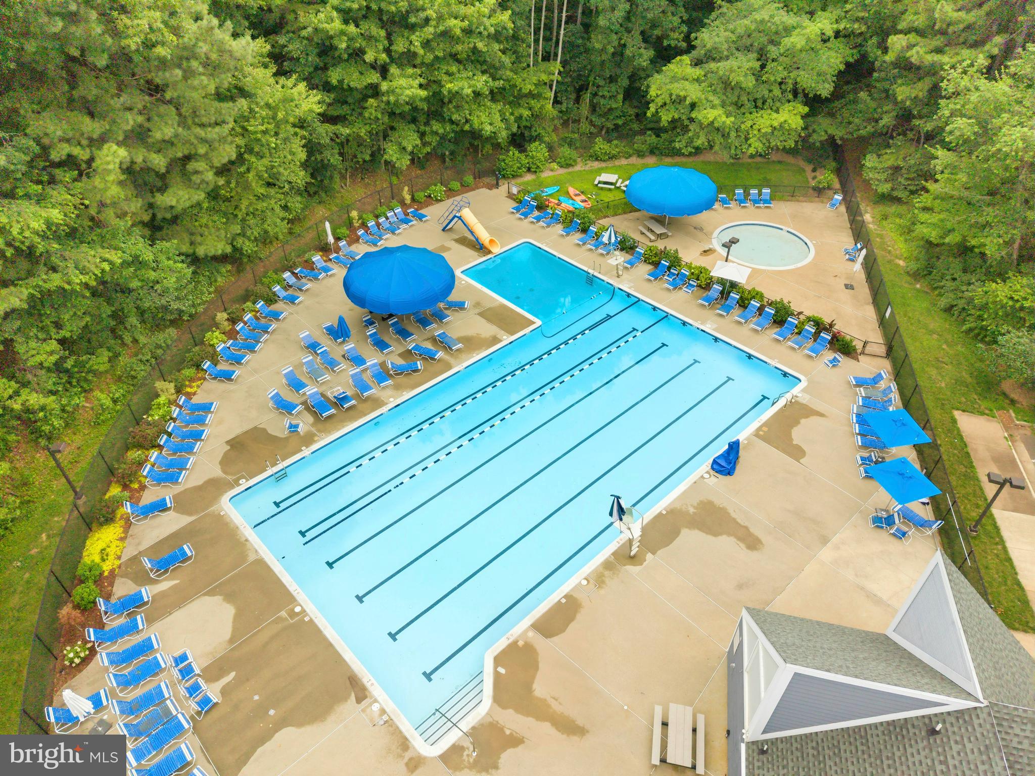 RESTON - Residential