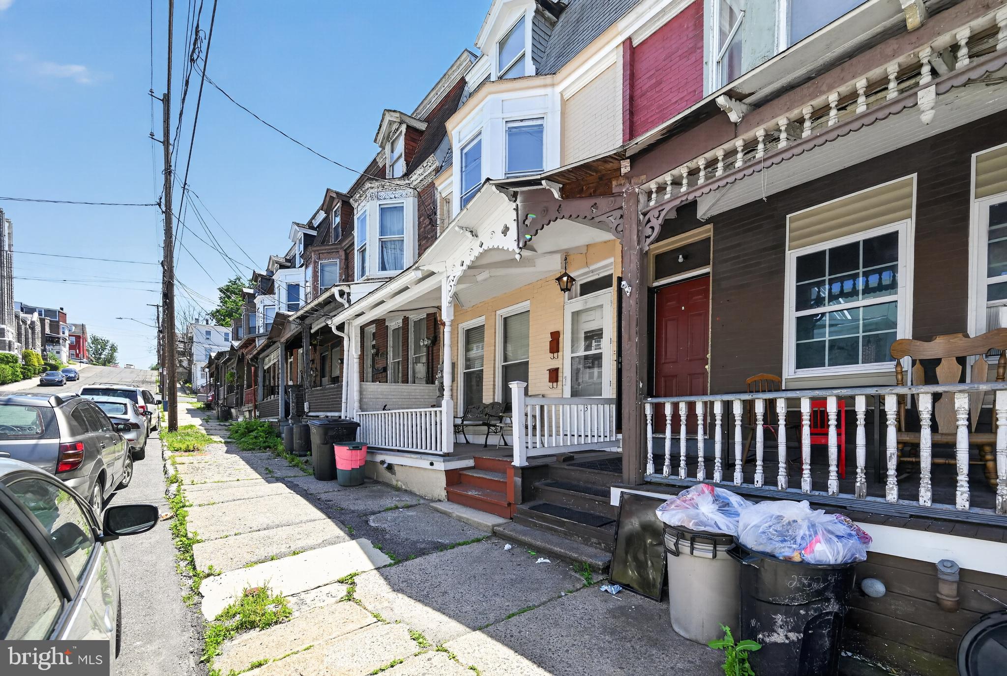 TAMAQUA - Residential Income