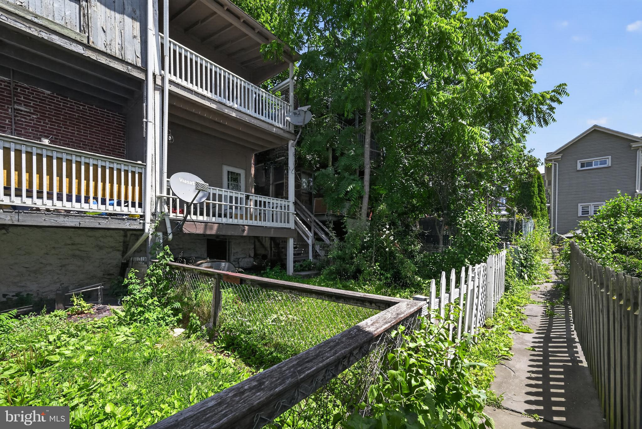 TAMAQUA - Residential Income