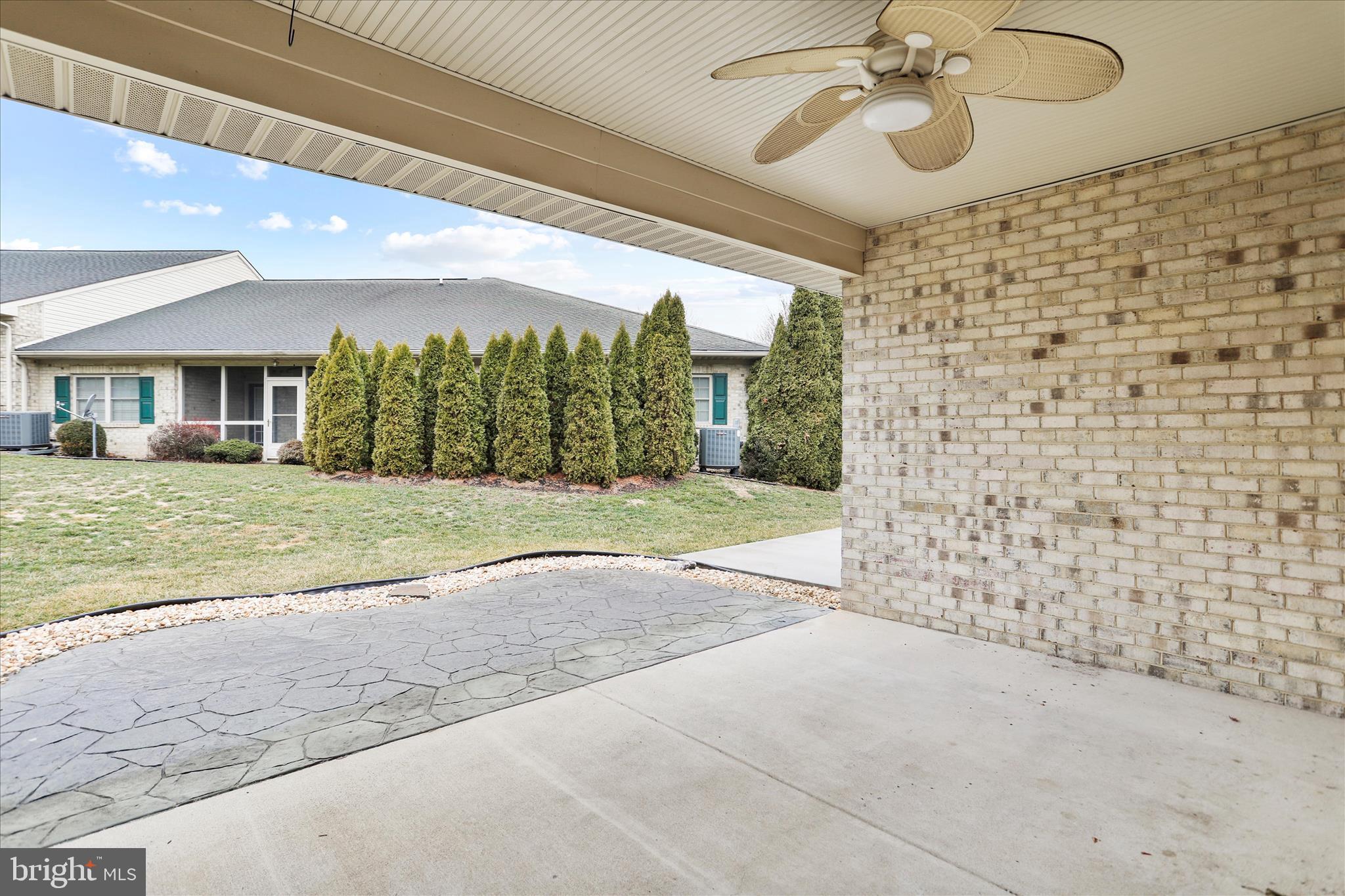 CORTLAND MANOR - Residential