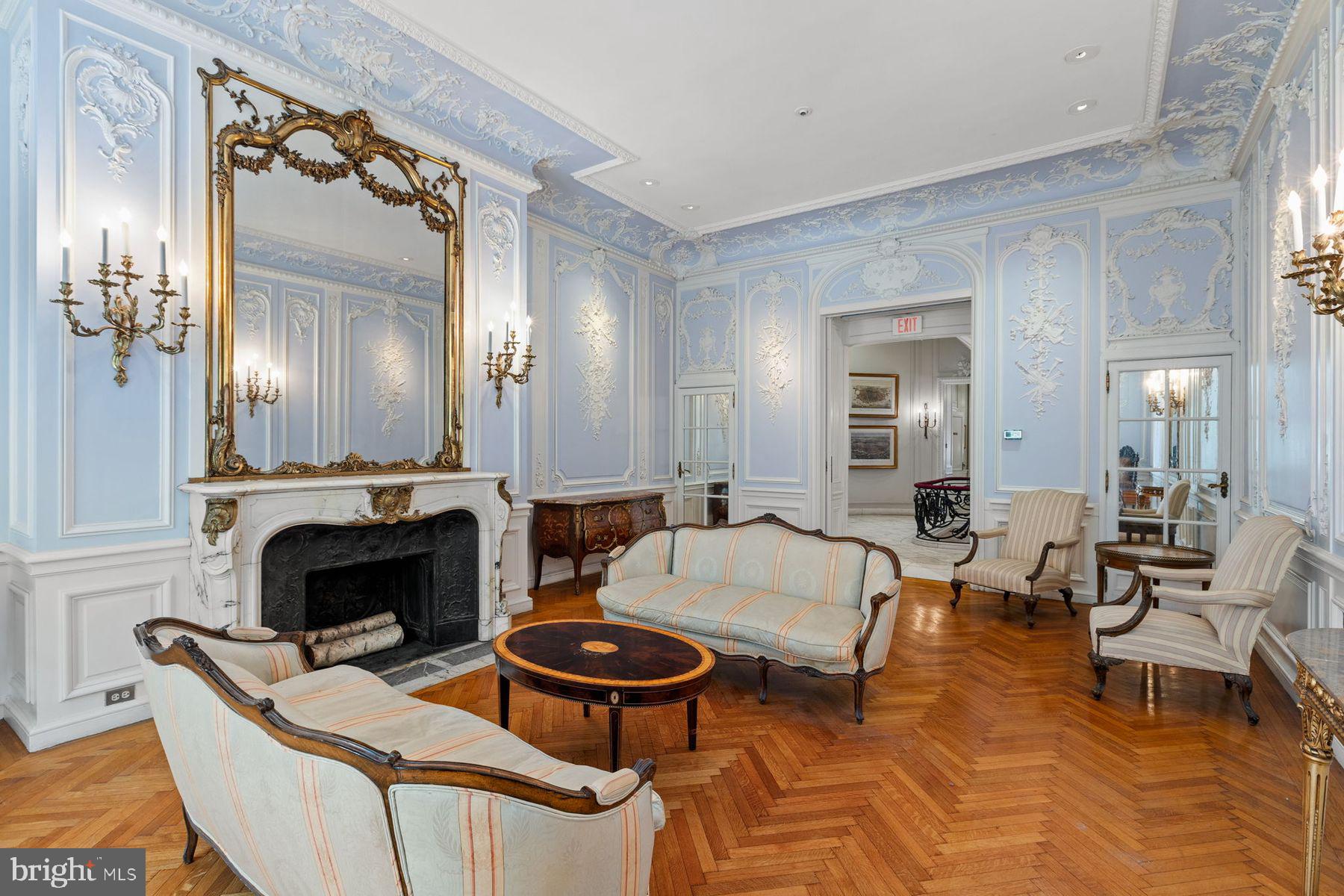 RITTENHOUSE SQUARE - Residential