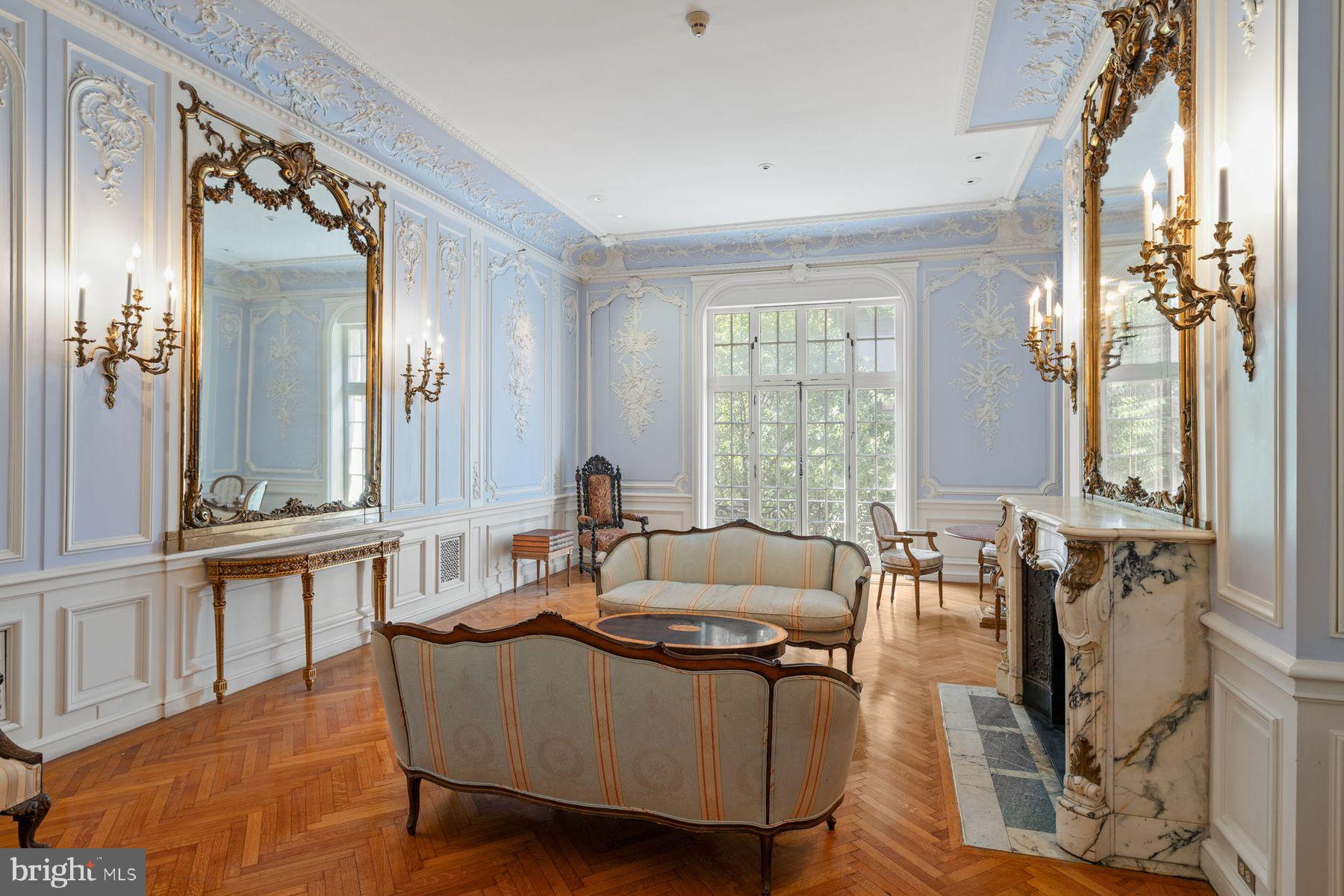 RITTENHOUSE SQUARE - Residential