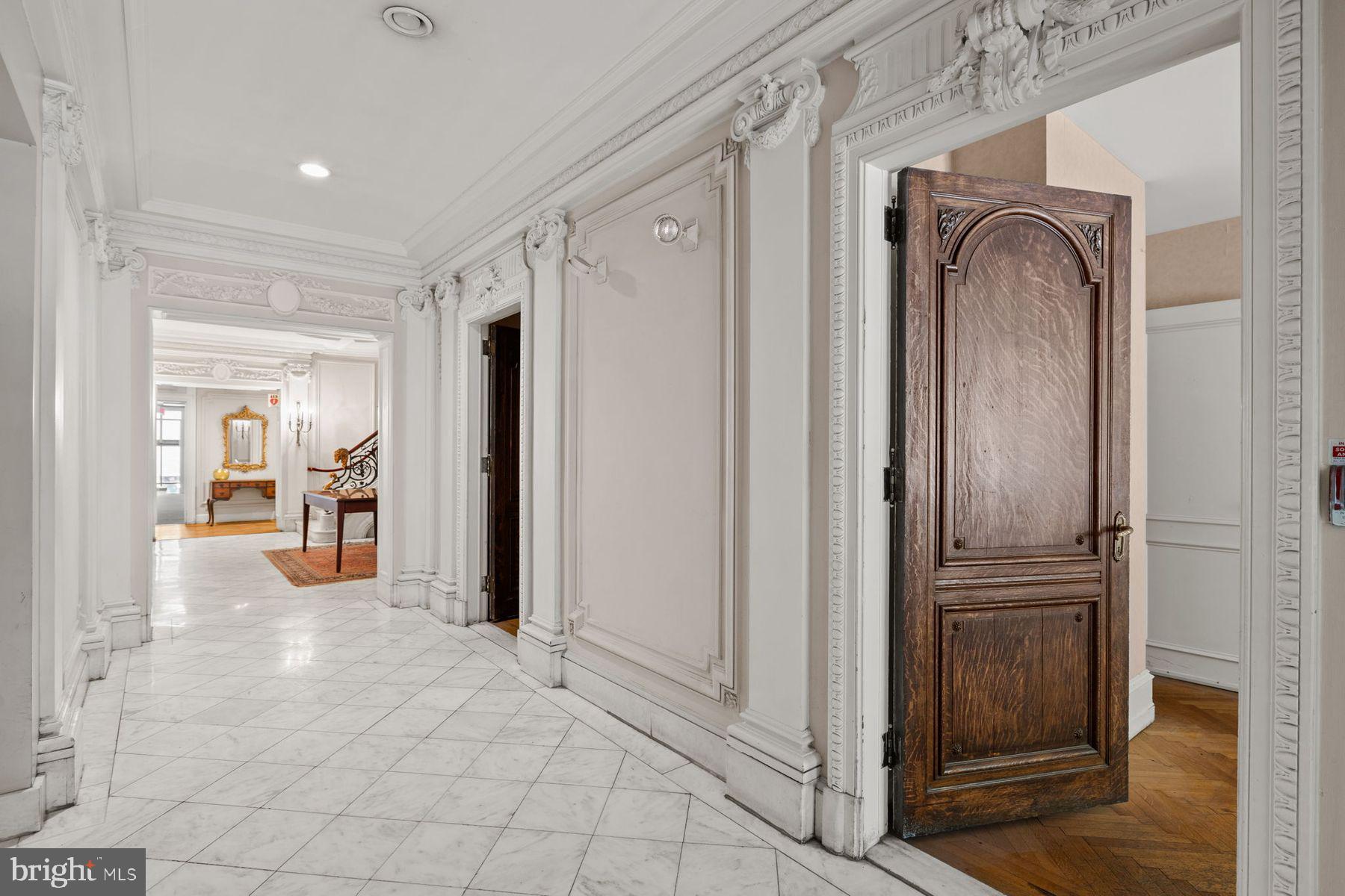 RITTENHOUSE SQUARE - Residential