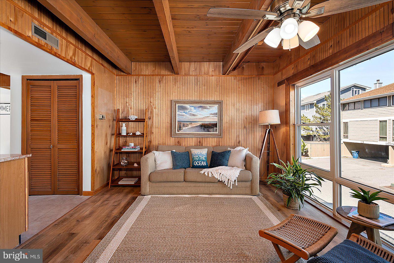 TOWER SHORES - Residential