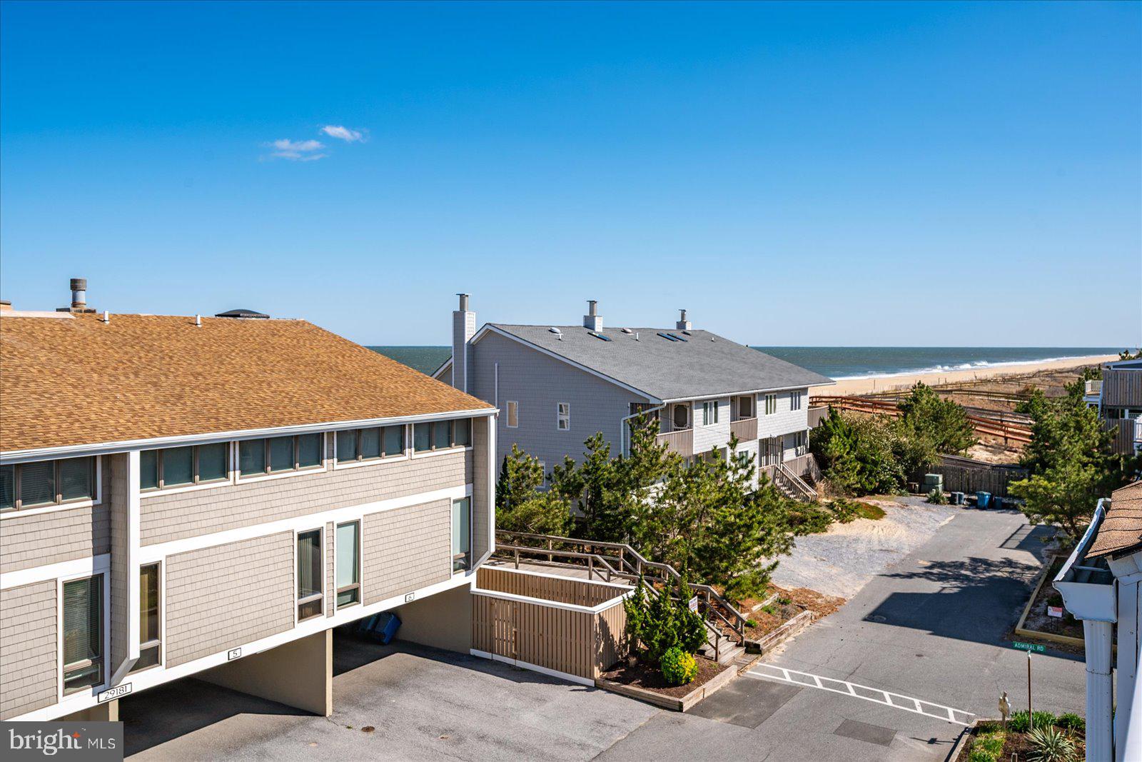 TOWER SHORES - Residential