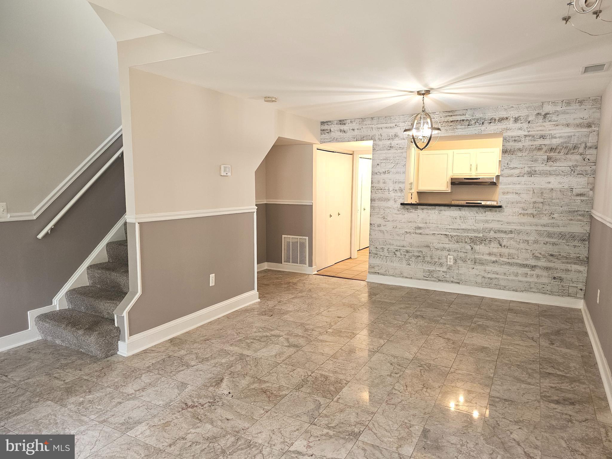 POTOMAC MEADOWS - Residential