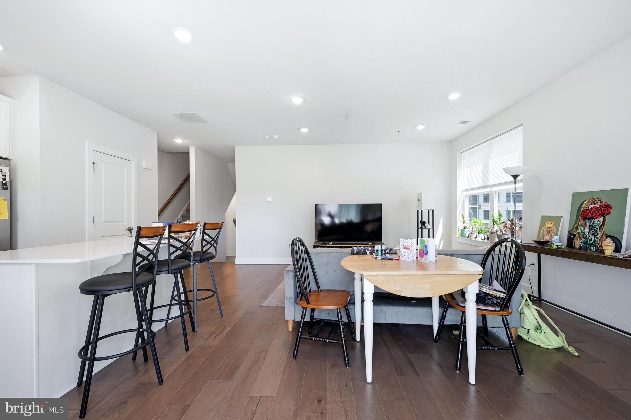 STEELPOINTE - Residential