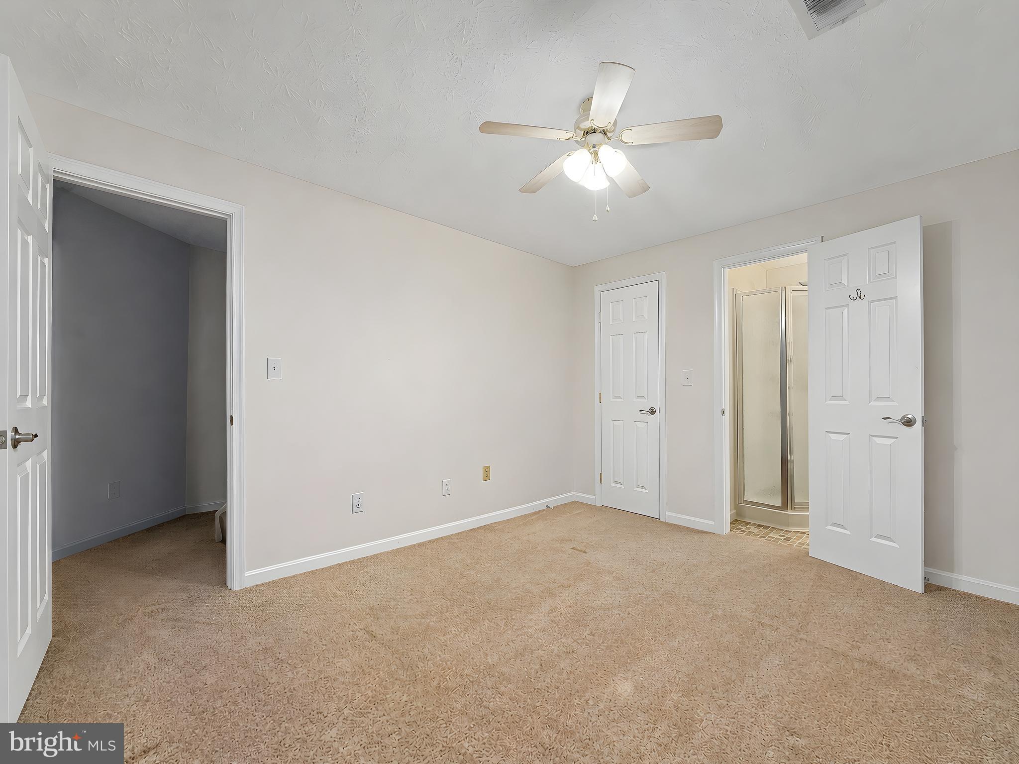 HICKORY HILLS SOUTH - Residential