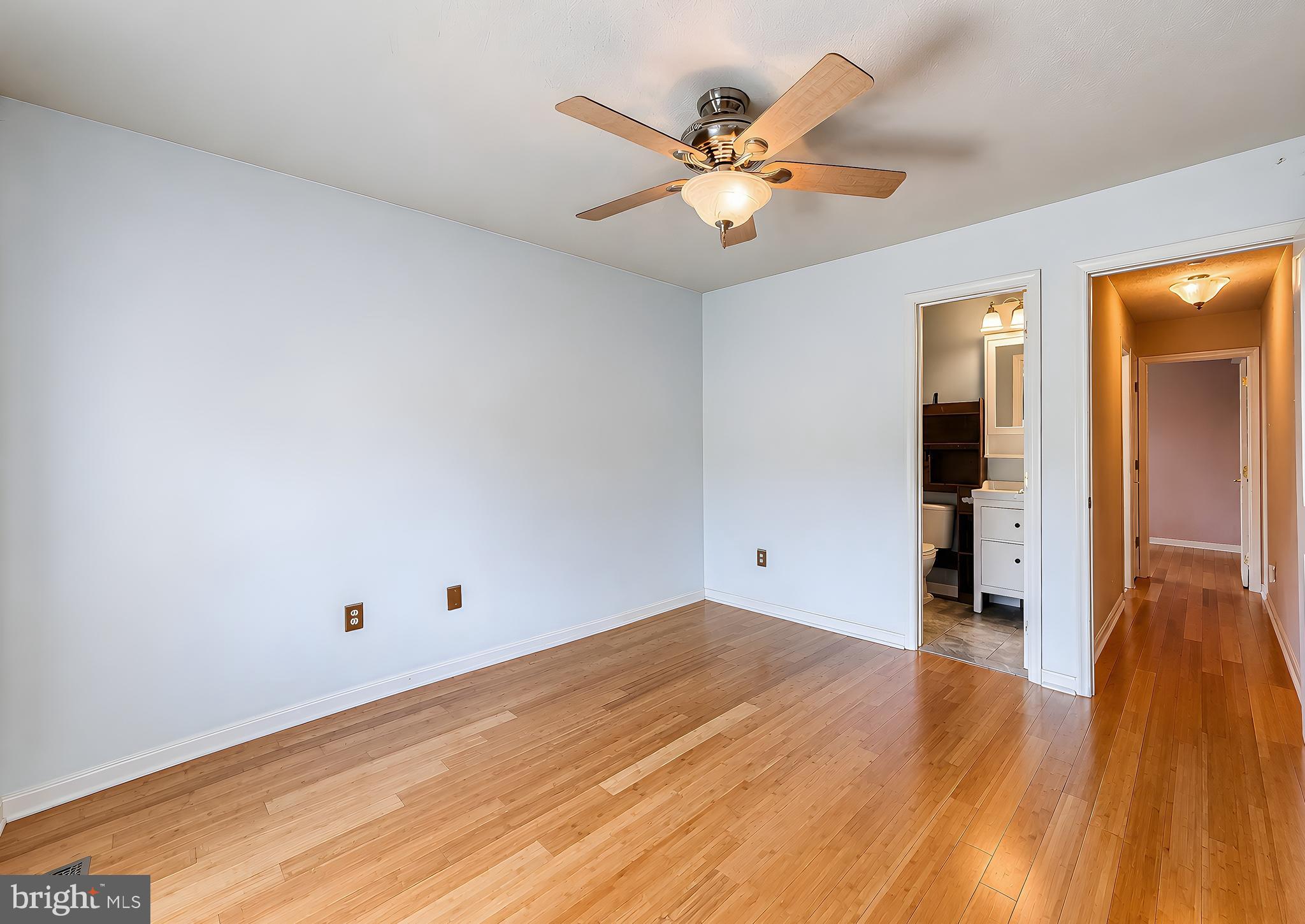 HICKORY HILLS SOUTH - Residential