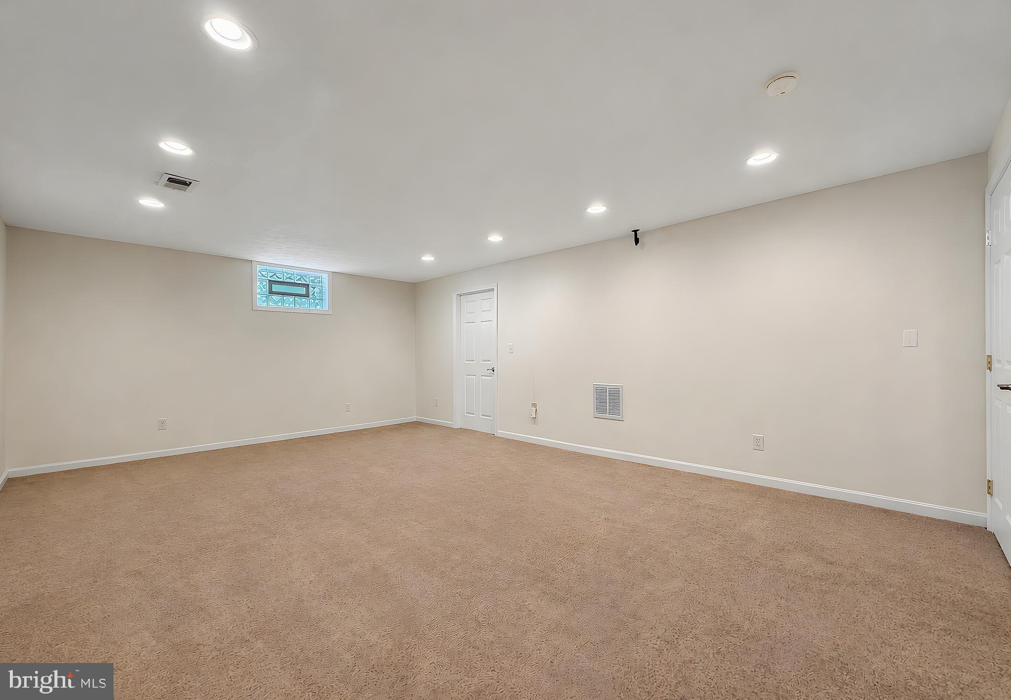 HICKORY HILLS SOUTH - Residential