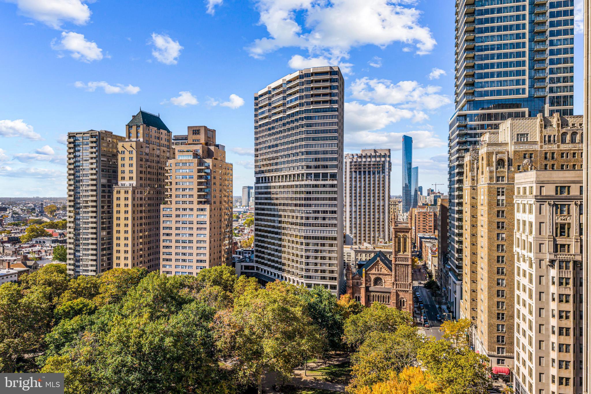 RITTENHOUSE SQUARE - Residential