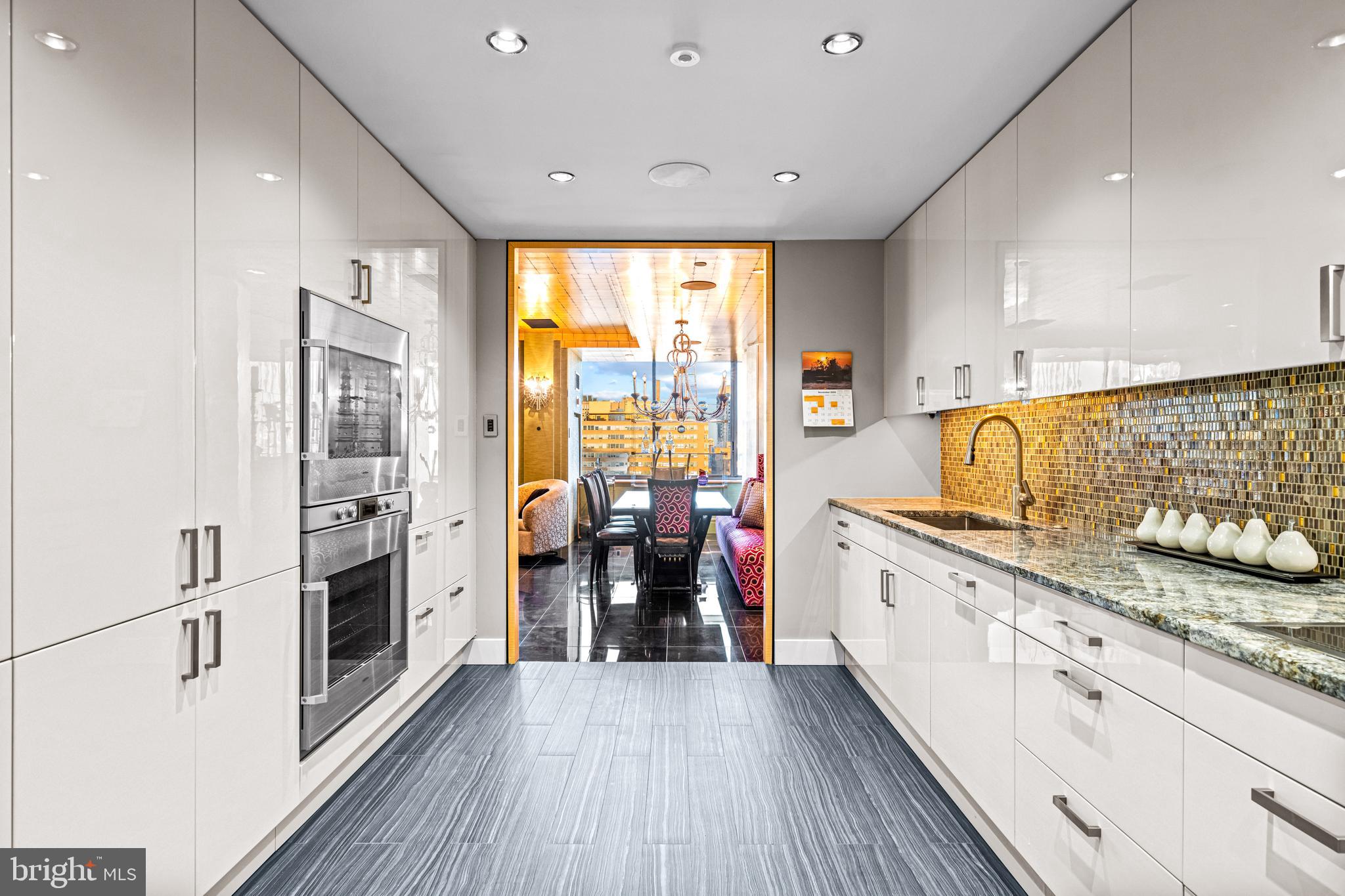 RITTENHOUSE SQUARE - Residential