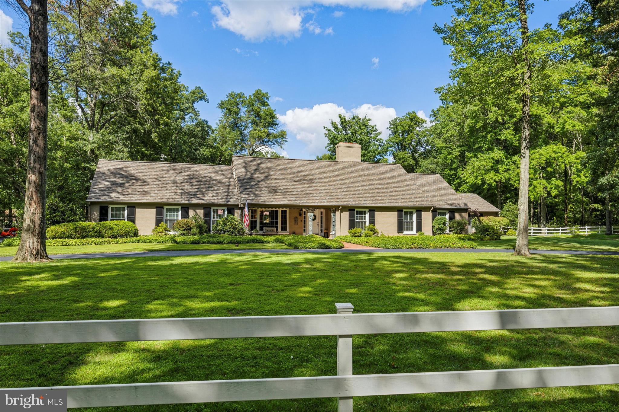 DOYLESTOWN - Residential