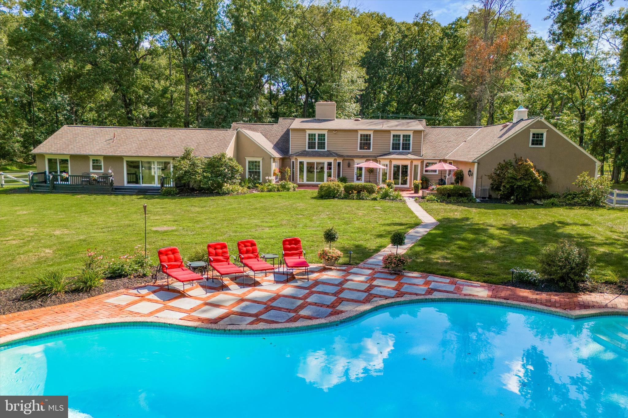 DOYLESTOWN - Residential