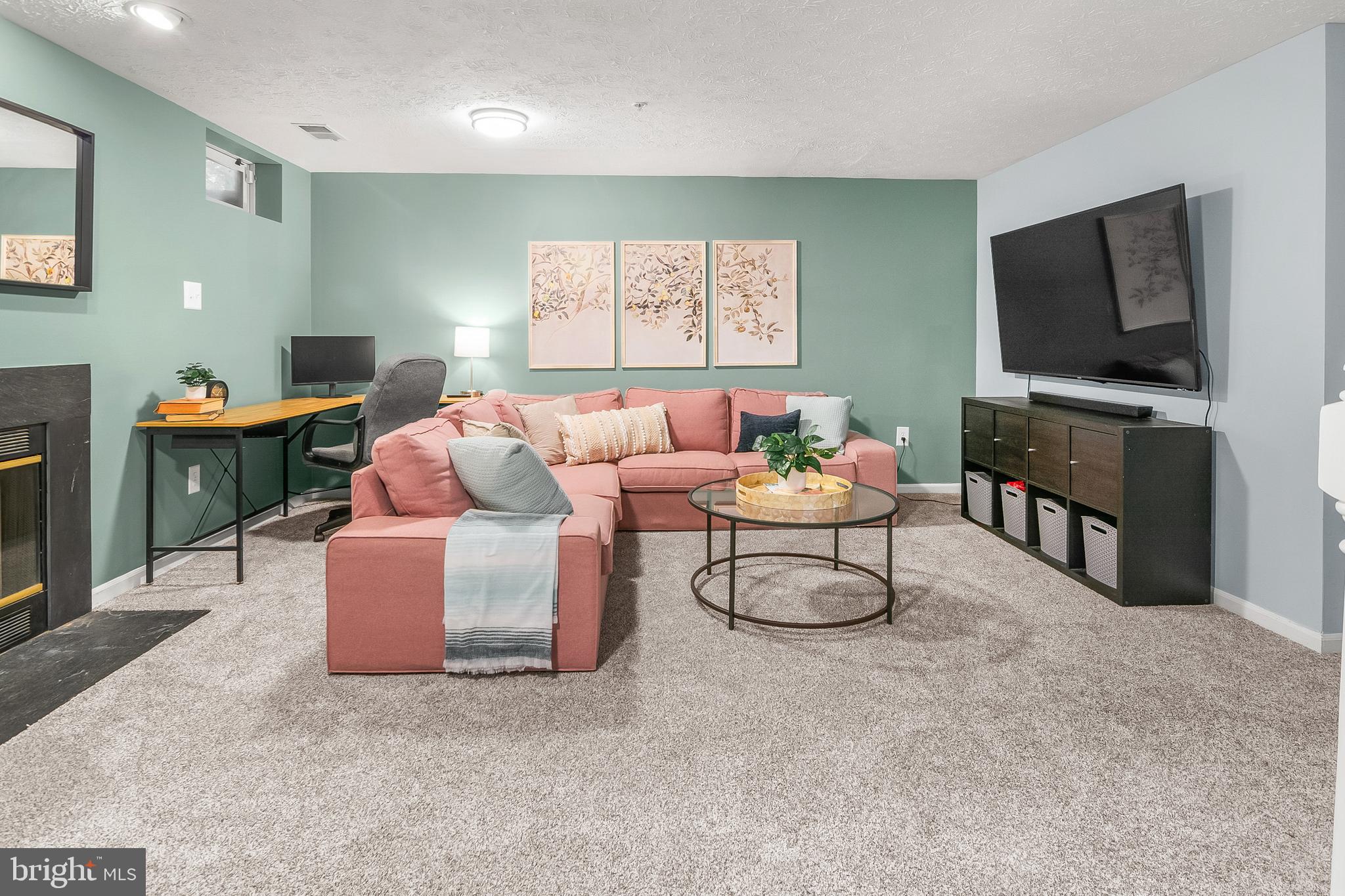 FOUR SEASONS ESTATES - Residential