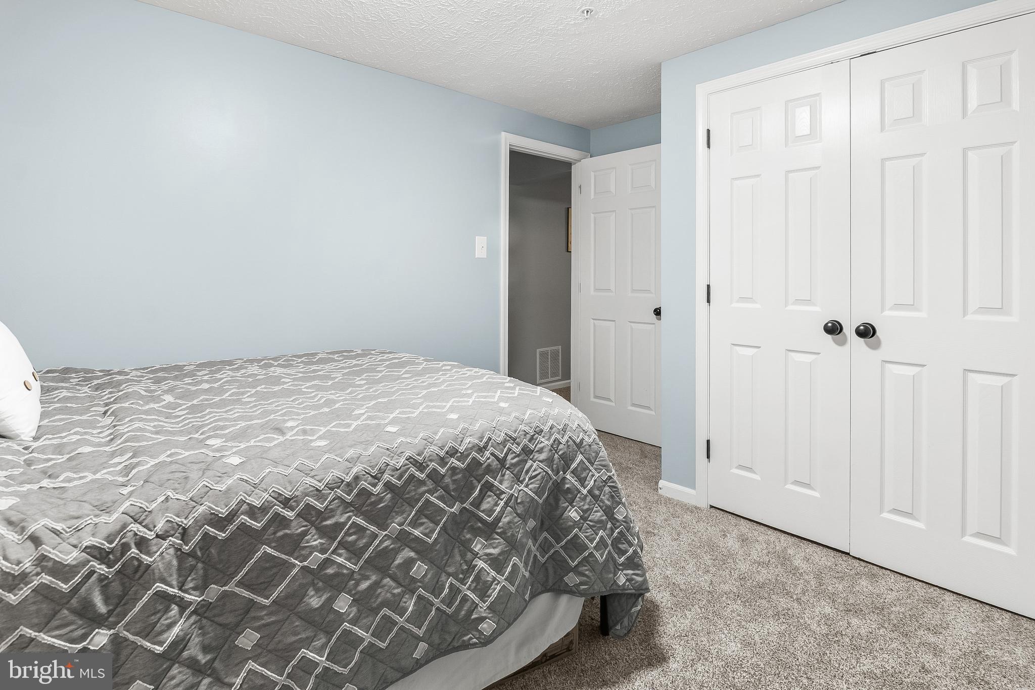 FOUR SEASONS ESTATES - Residential