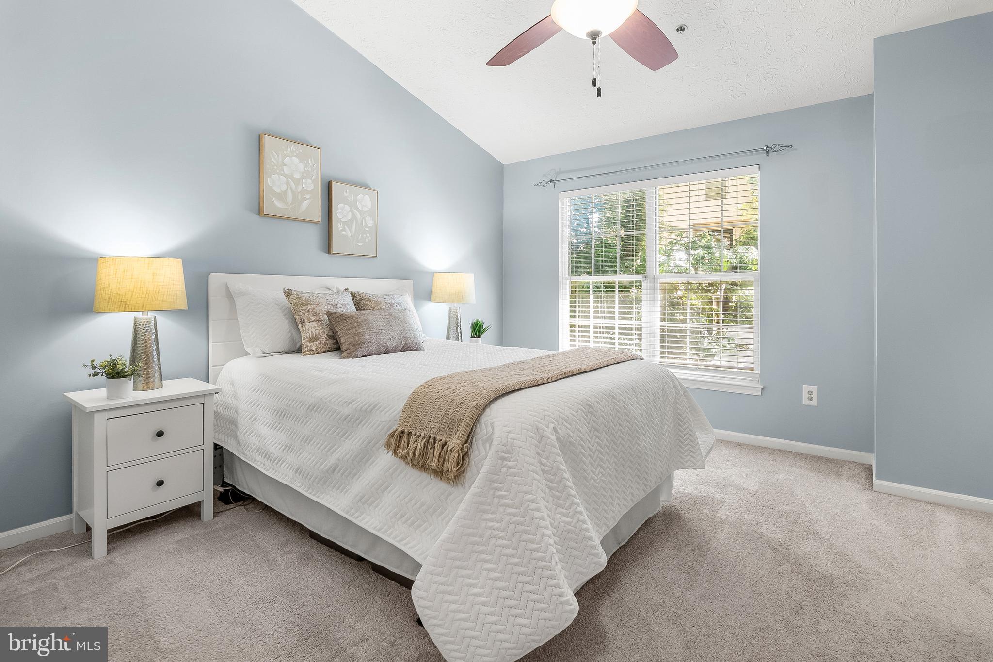 FOUR SEASONS ESTATES - Residential
