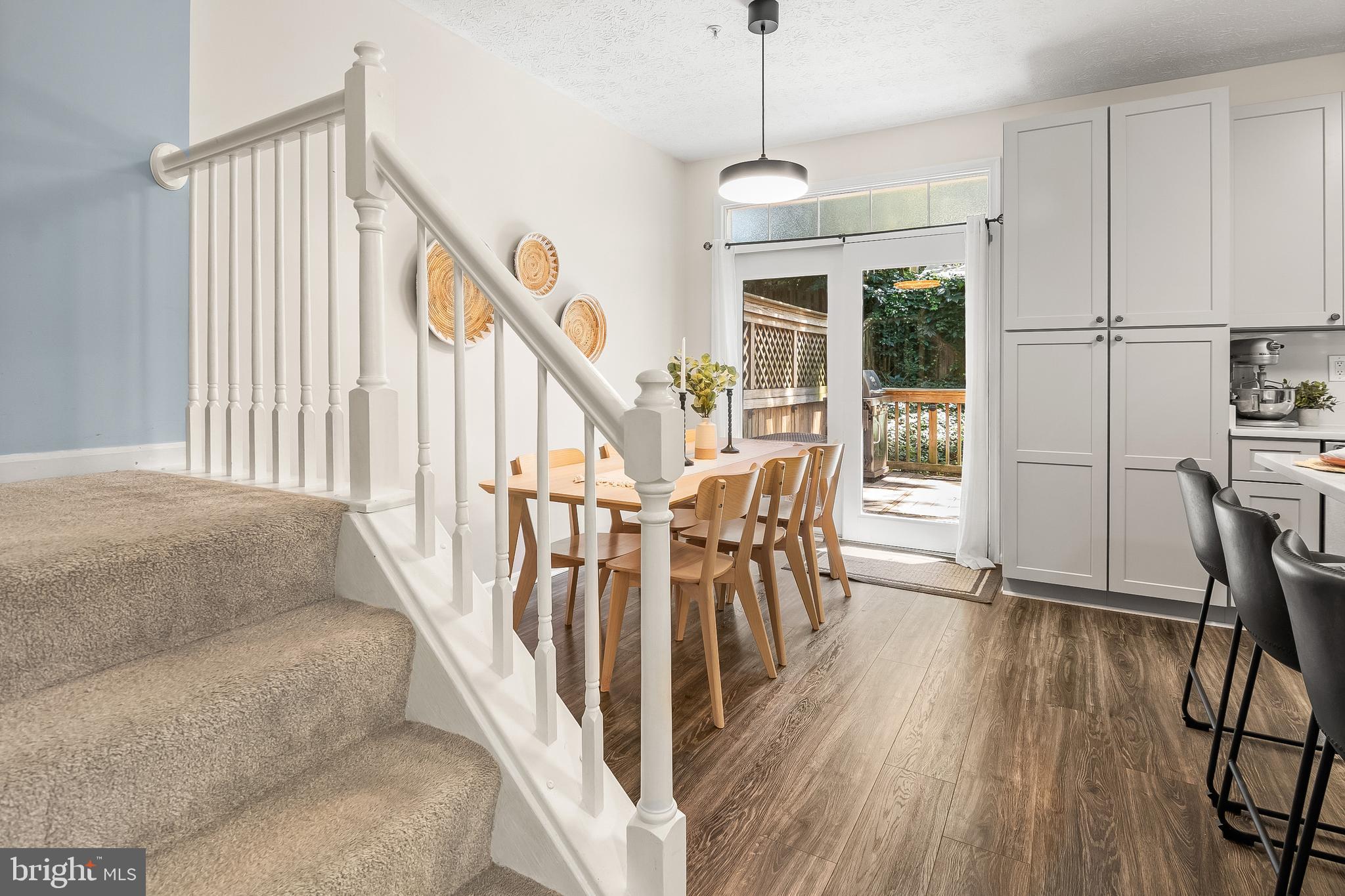 FOUR SEASONS ESTATES - Residential