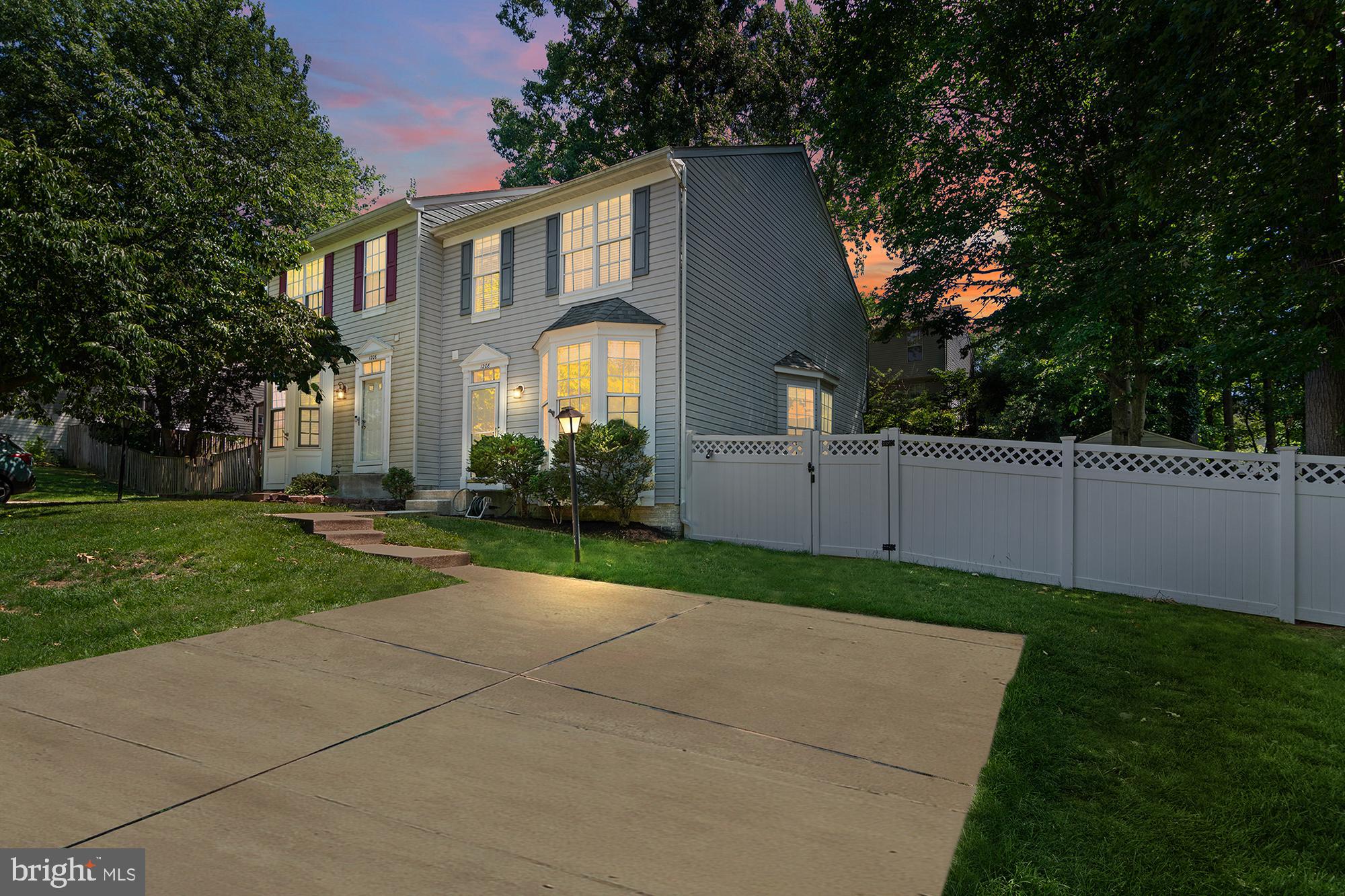 FOUR SEASONS ESTATES - Residential