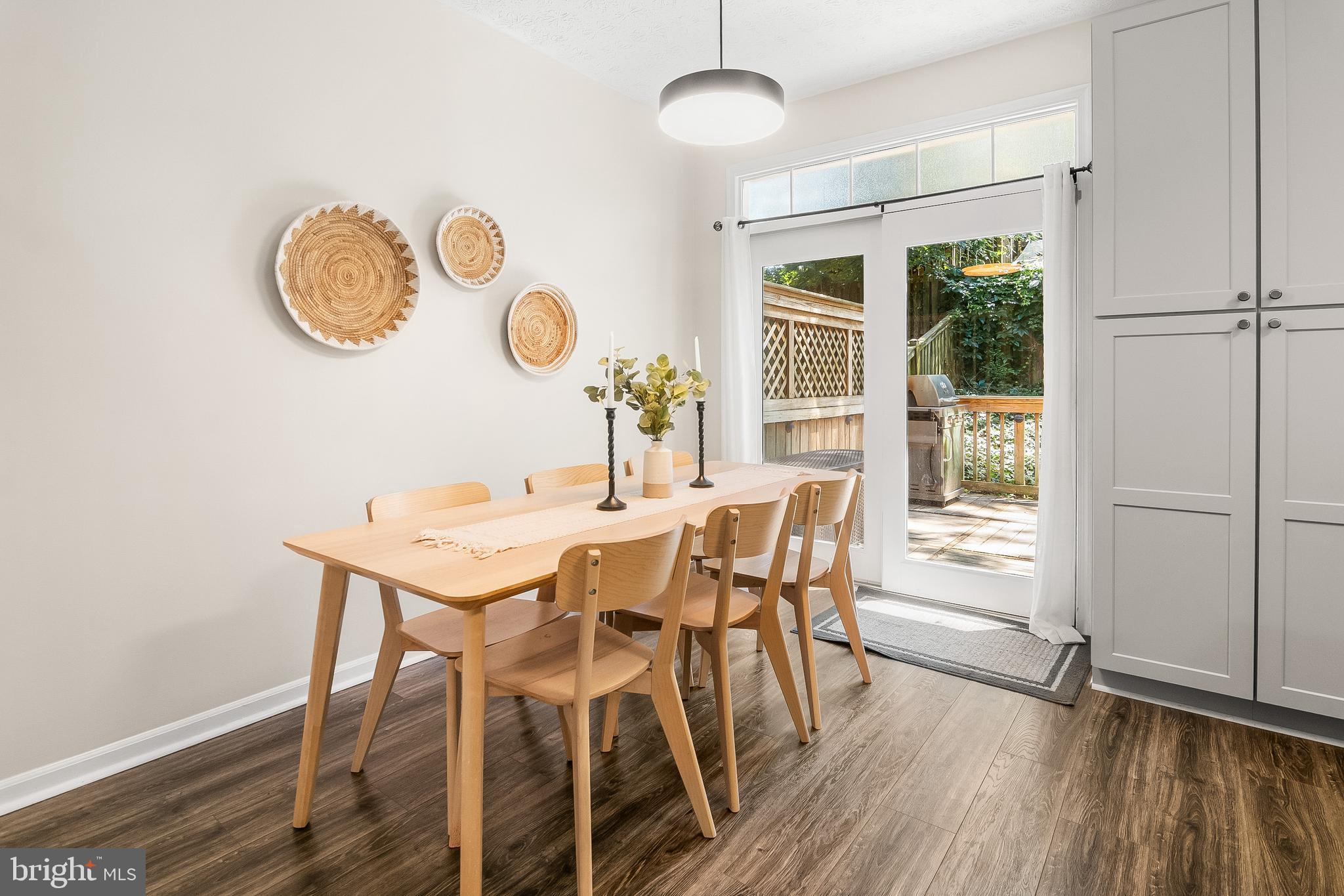 FOUR SEASONS ESTATES - Residential