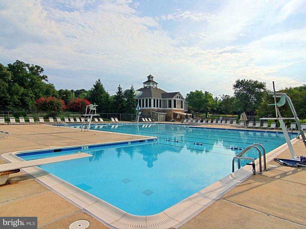 KINGSTOWNE - Residential
