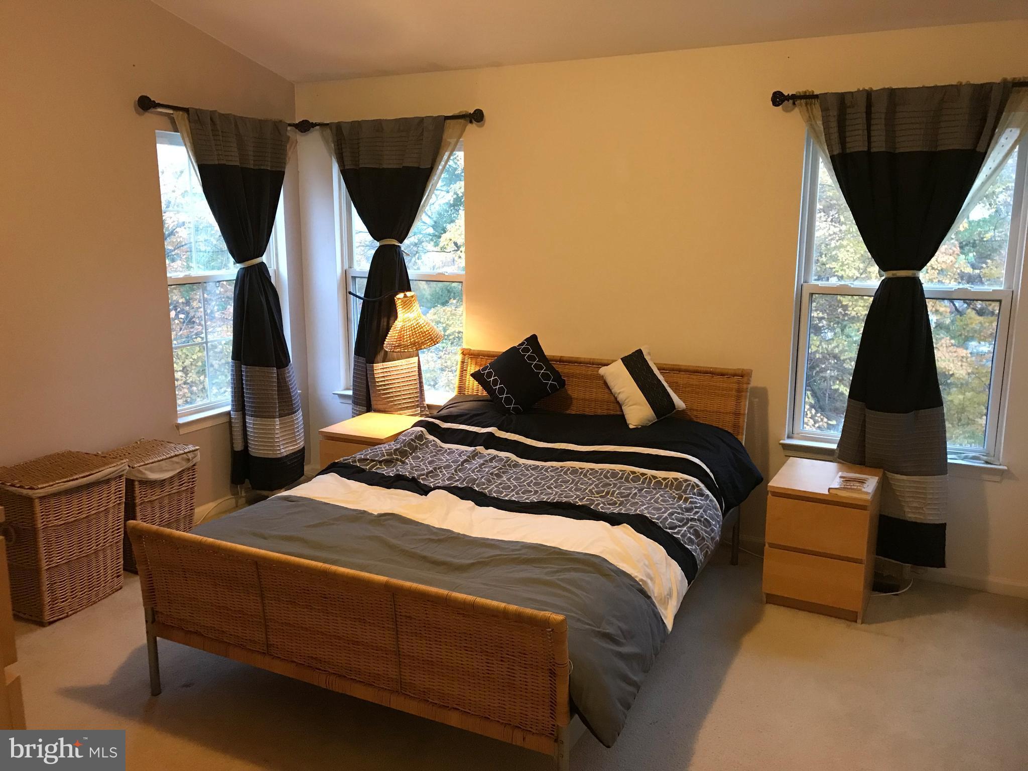 KINGSTOWNE - Residential