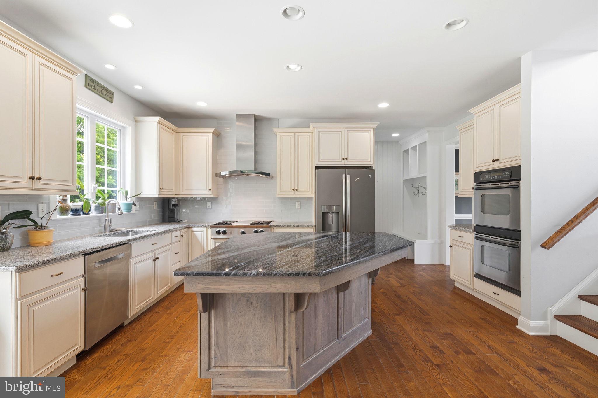 GREYSTONE - Residential
