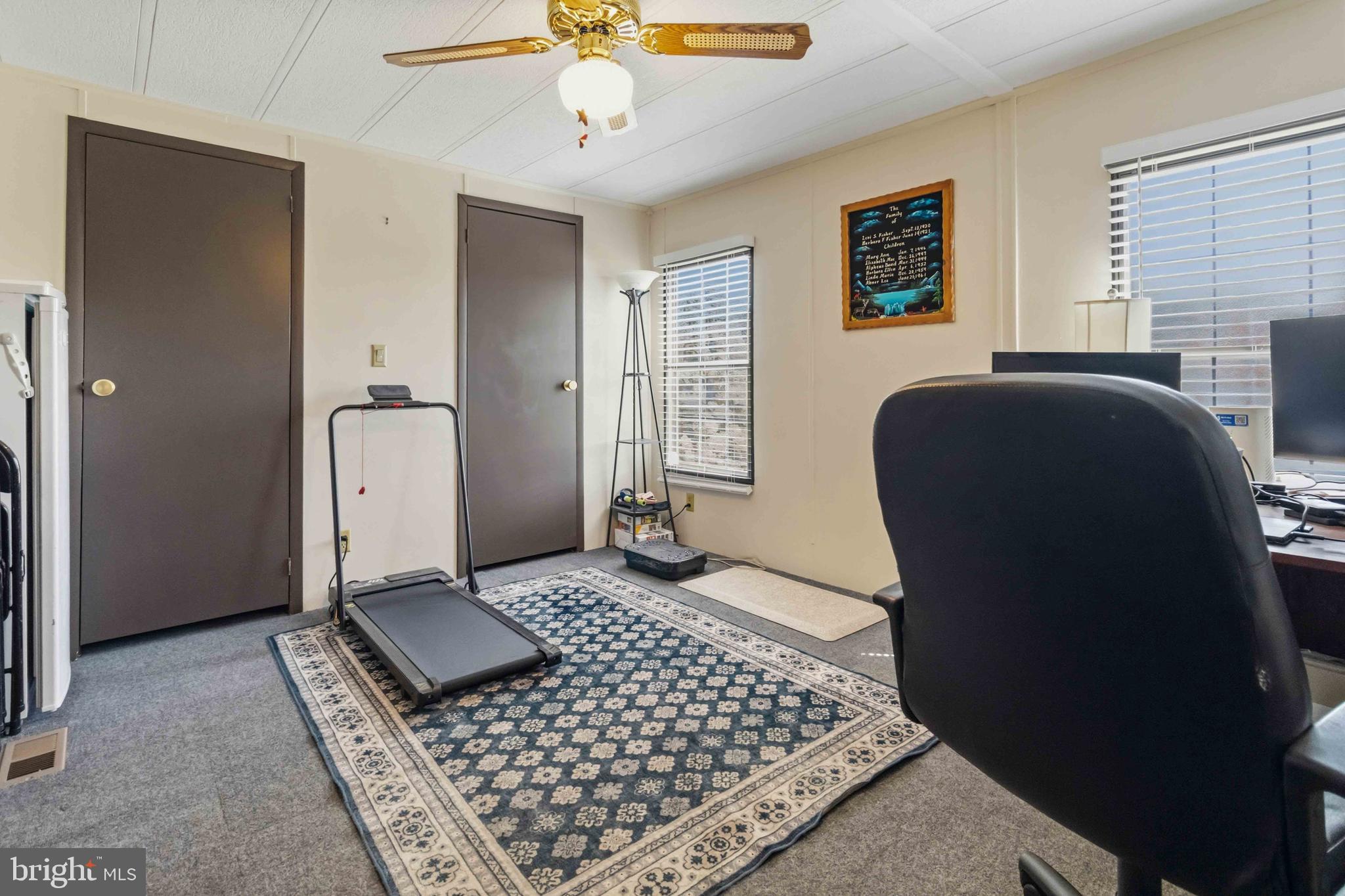 PALM CITY PARK - Residential