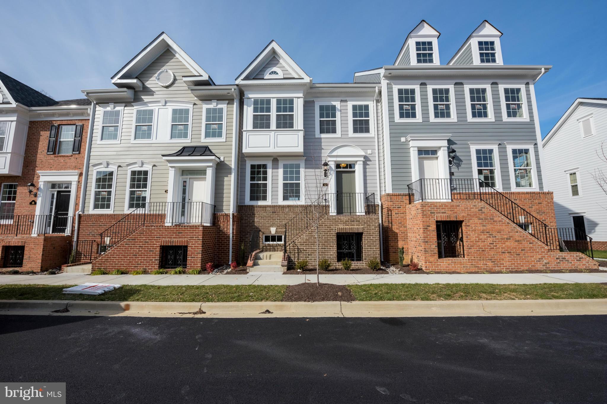 THE VILLAGES OF STEEPLEC - Residential