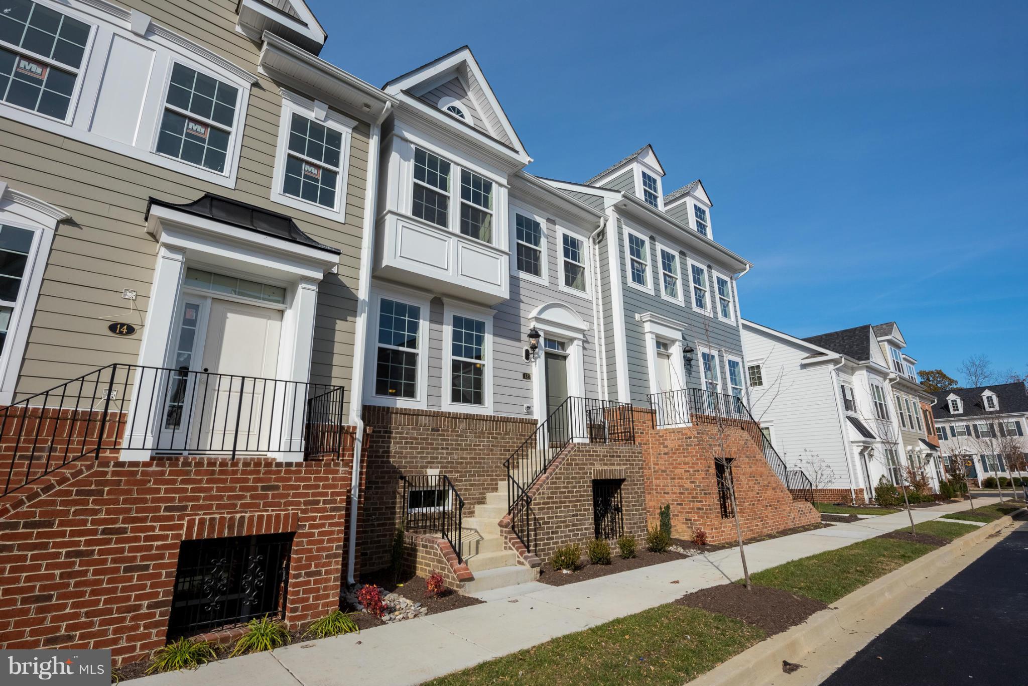THE VILLAGES OF STEEPLEC - Residential