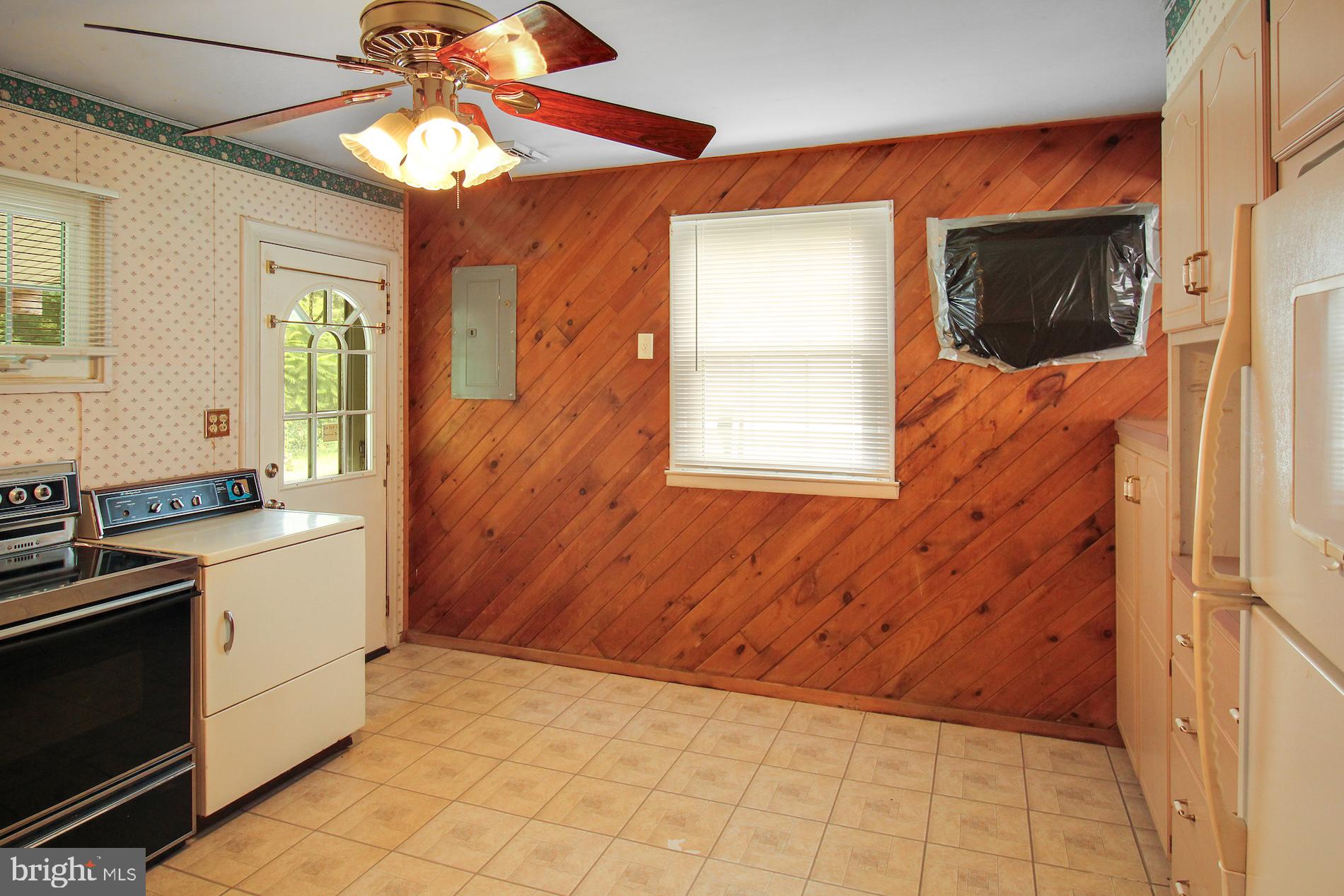CHEROKEE RANCH - Residential