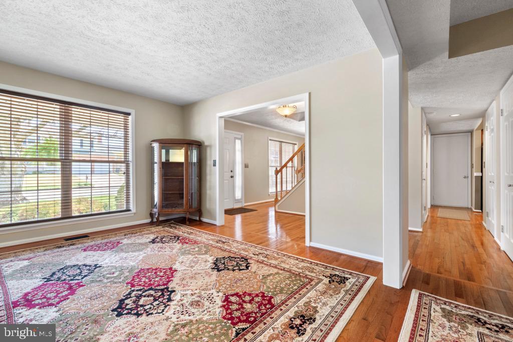 HUNTERS RUN - Residential