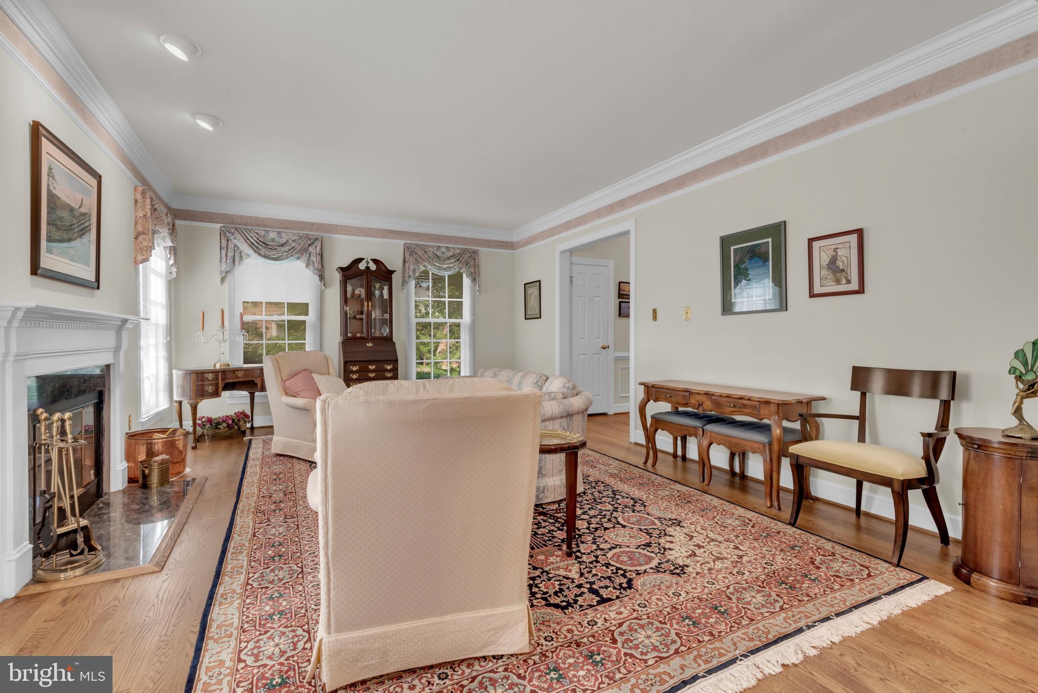 FOX HILLS - Residential
