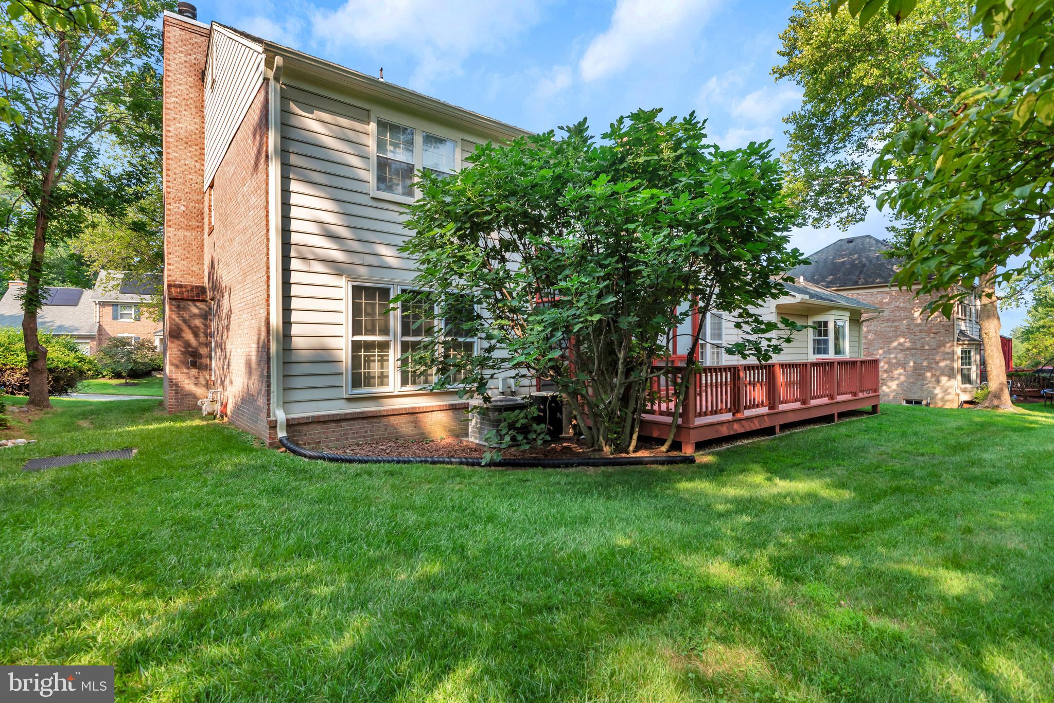 FOX HILLS - Residential