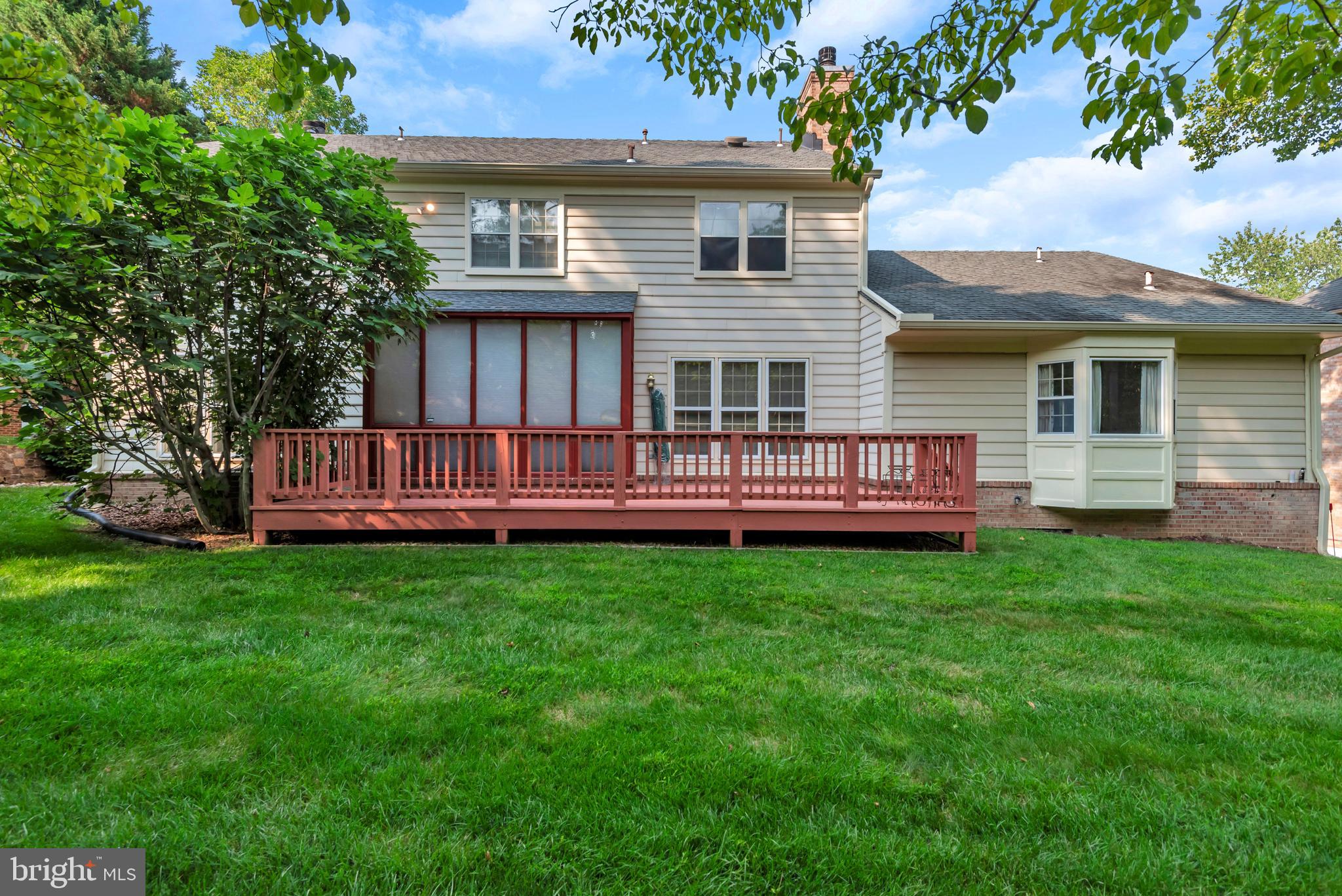 FOX HILLS - Residential