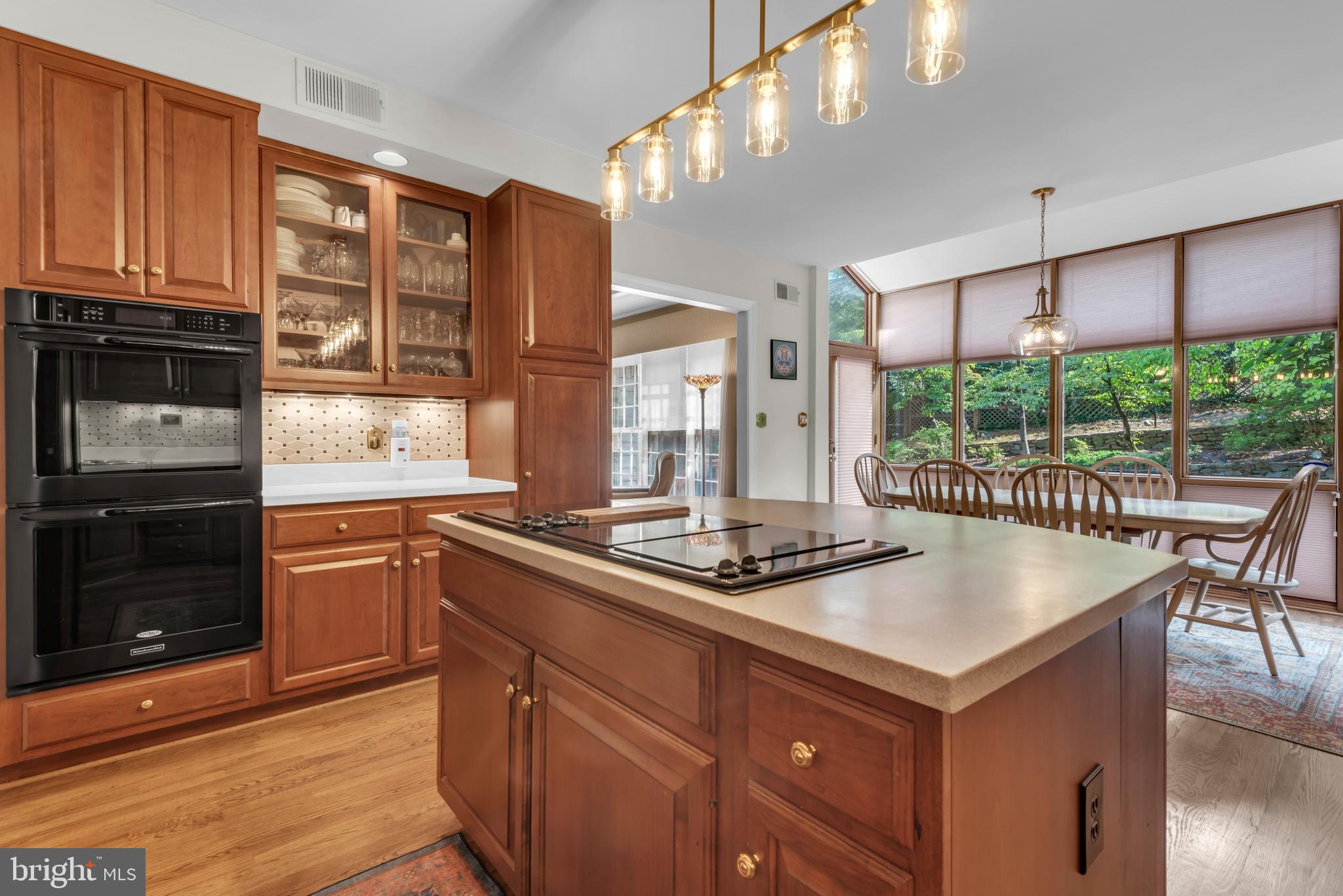 FOX HILLS - Residential